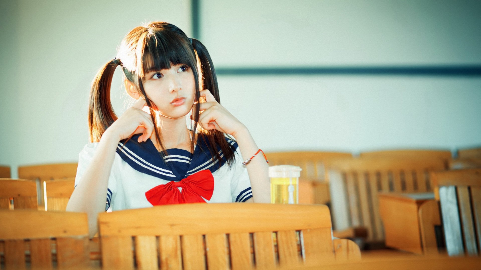 美女,萌妹子,马尾辫