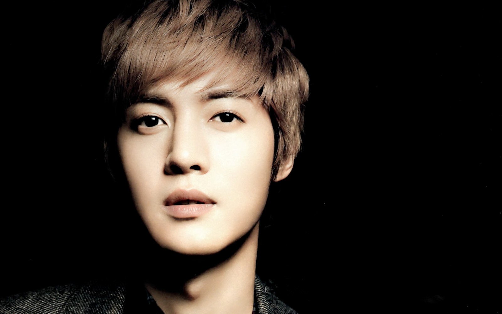 日韩,男明星,金贤重,3月5日