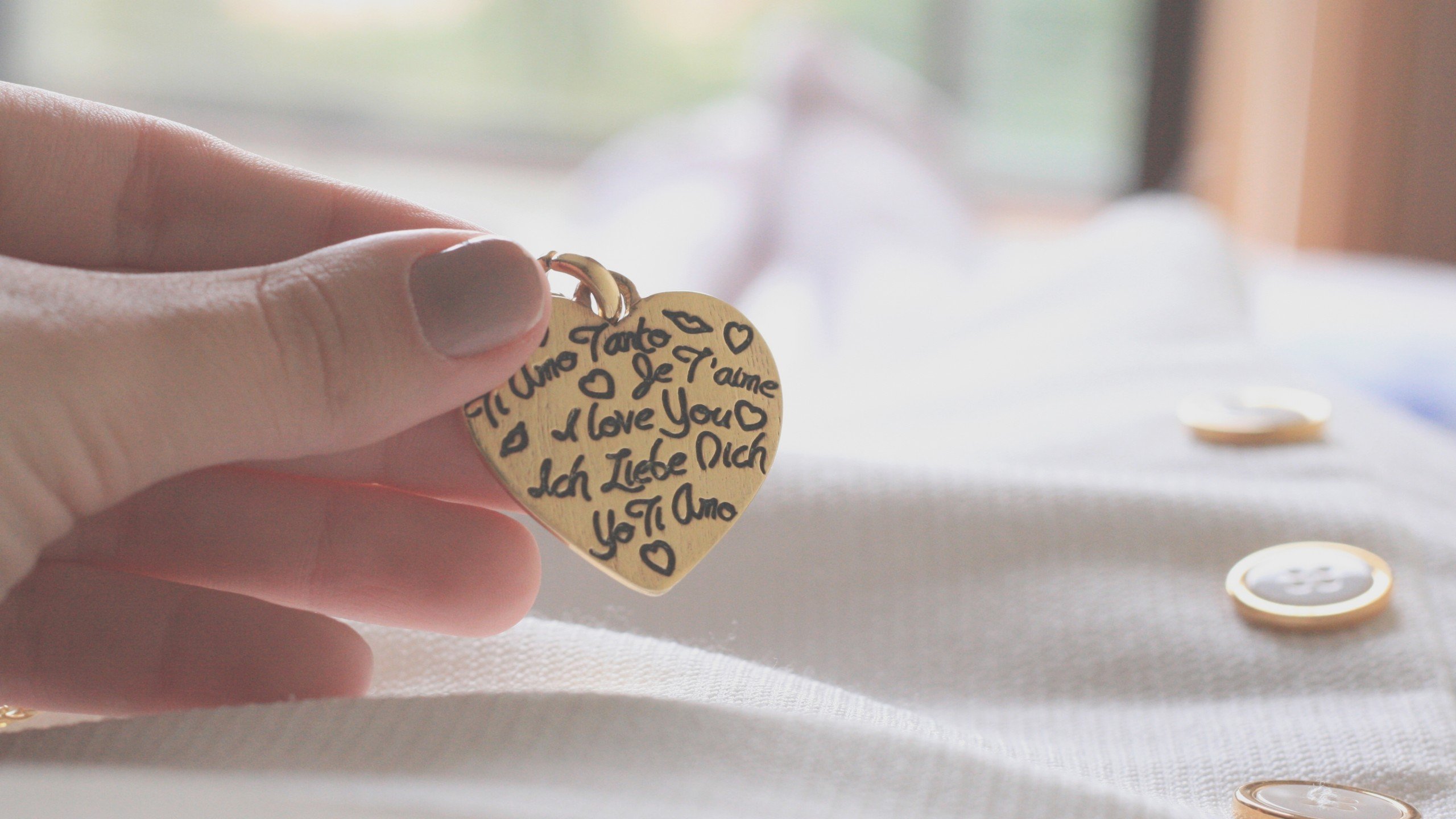 爱情美图,唯美温馨,手心的爱