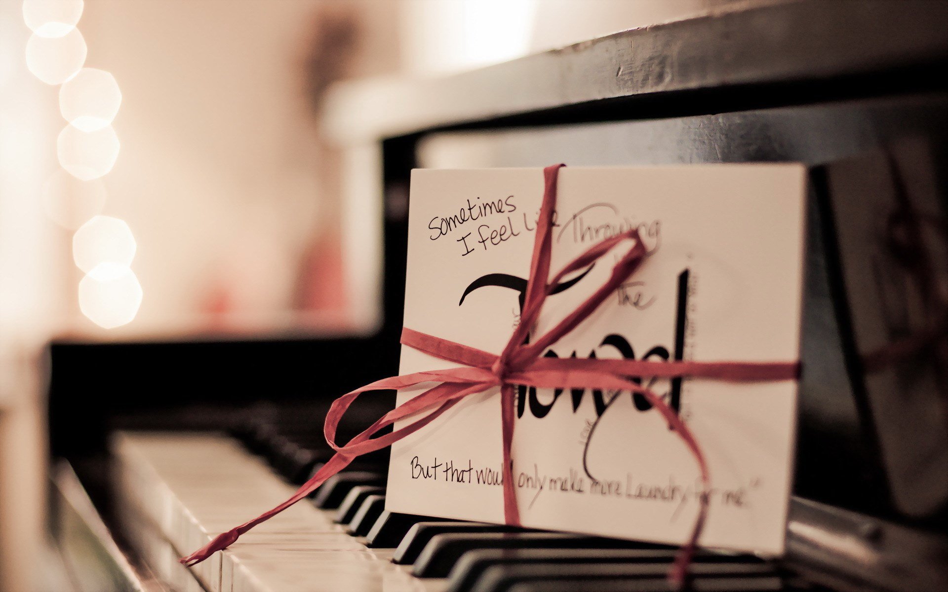 小清新,温馨一刻,钢琴,信封,礼物,儿童桌面专用