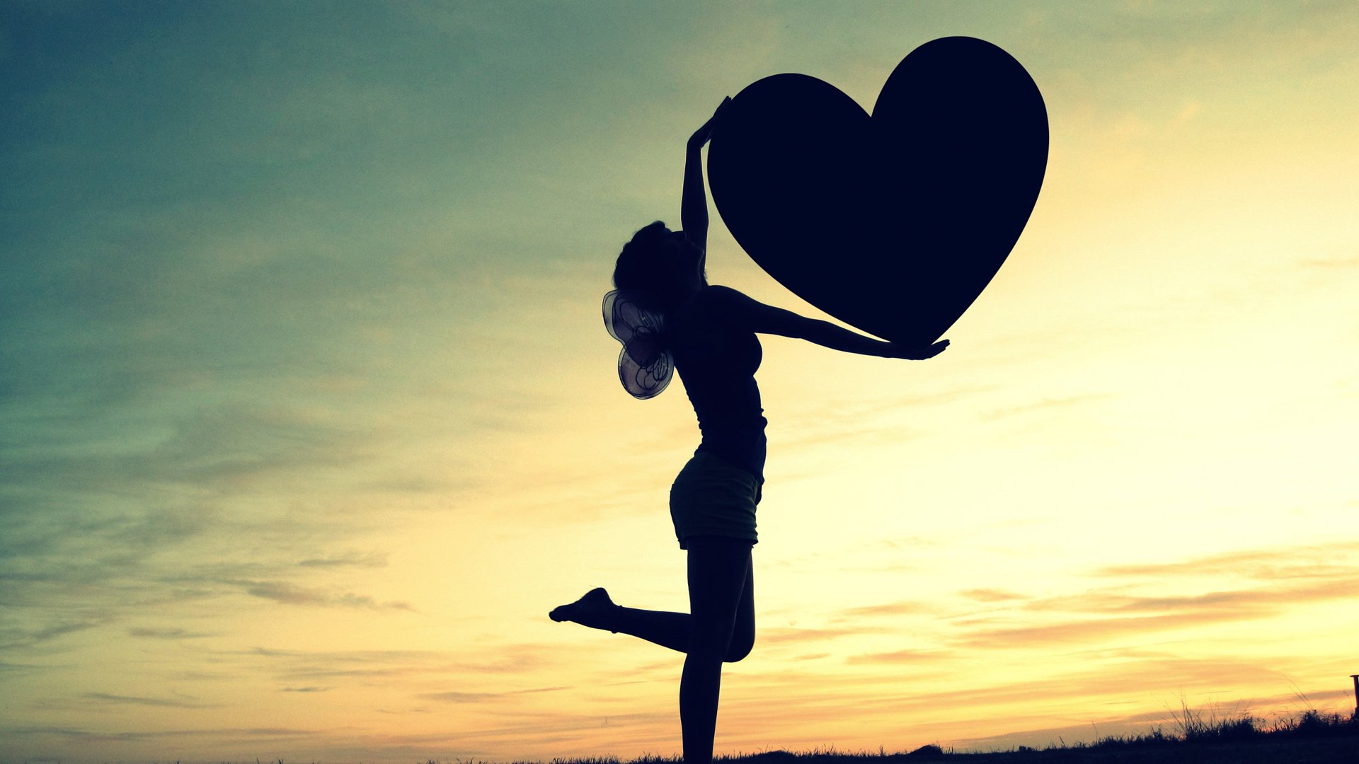 浪漫,爱情,情感,爱,love,唯美,清新,心,静物,物语,心动创意,美女,夕阳