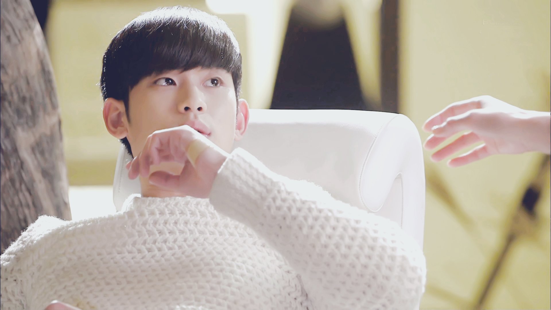 影视剧照,来自星星的你,韩剧,明星,都敏俊,教授,千颂伊,全智贤,金秀贤