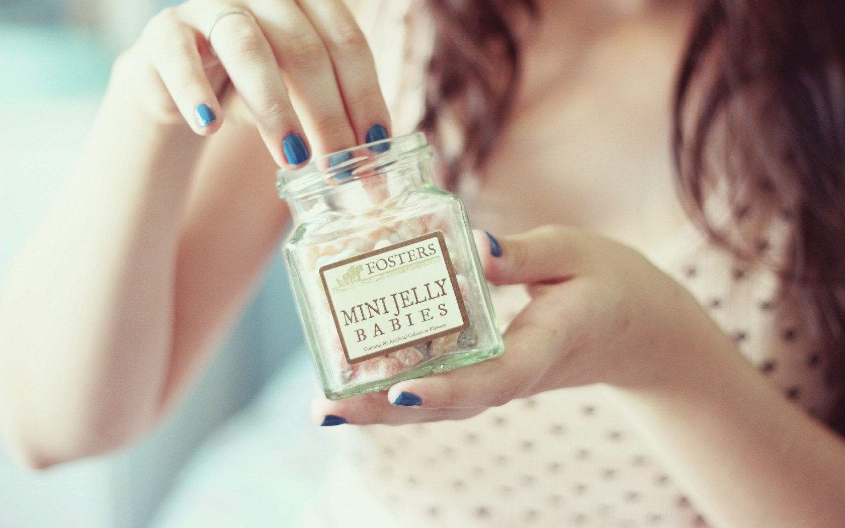 小清新,唯美,浪漫,温暖,温馨,干净,治愈系,慢生活,治愈,美好,女孩,我一直都在你身后,孤单,寂寞,伤感,手,瓶子