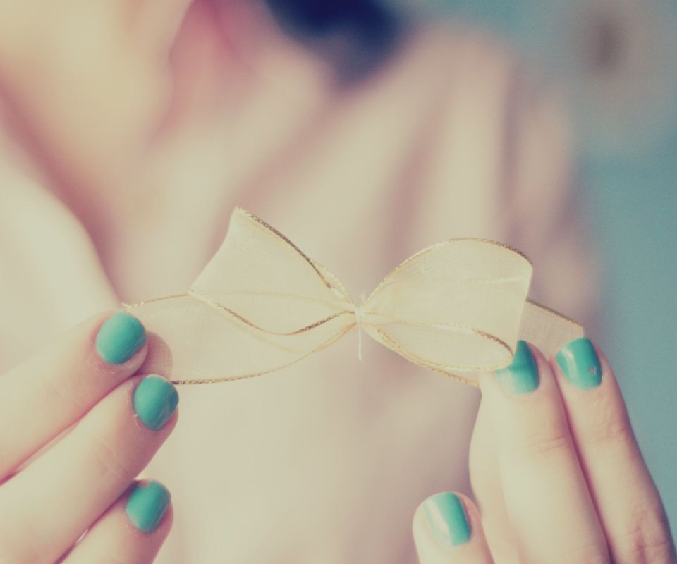 小清新,唯美,浪漫,温暖,温馨,干净,治愈系,慢生活,治愈,美好,女孩,我一直都在你身后,孤单,寂寞,伤感,手,蝴蝶结,粉色