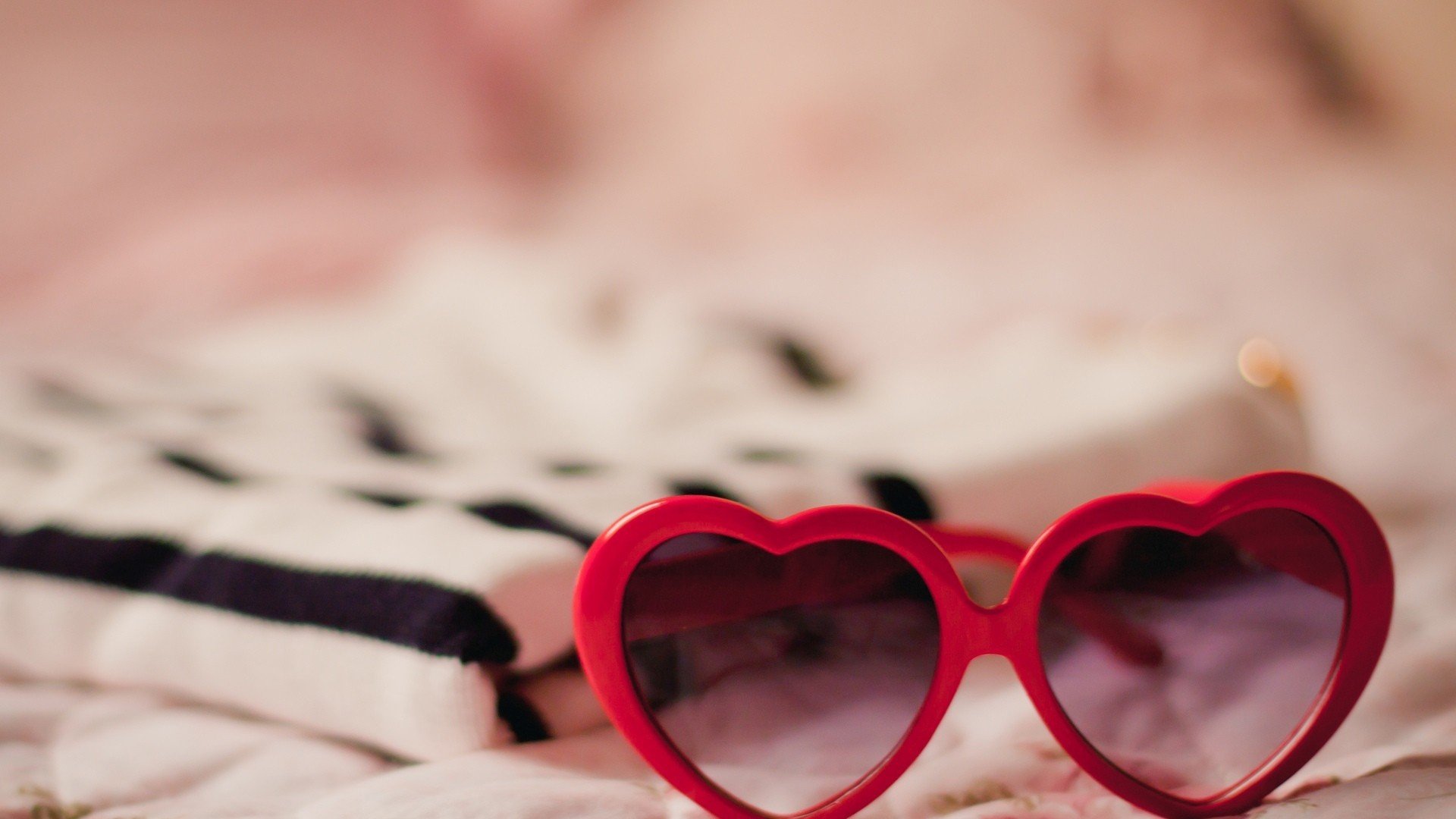 小清新,唯美,温馨,温暖,阳光,治愈系,安静,生活,慢生活,清新淡雅,温馨一刻,静物写真,物语,眼镜,心