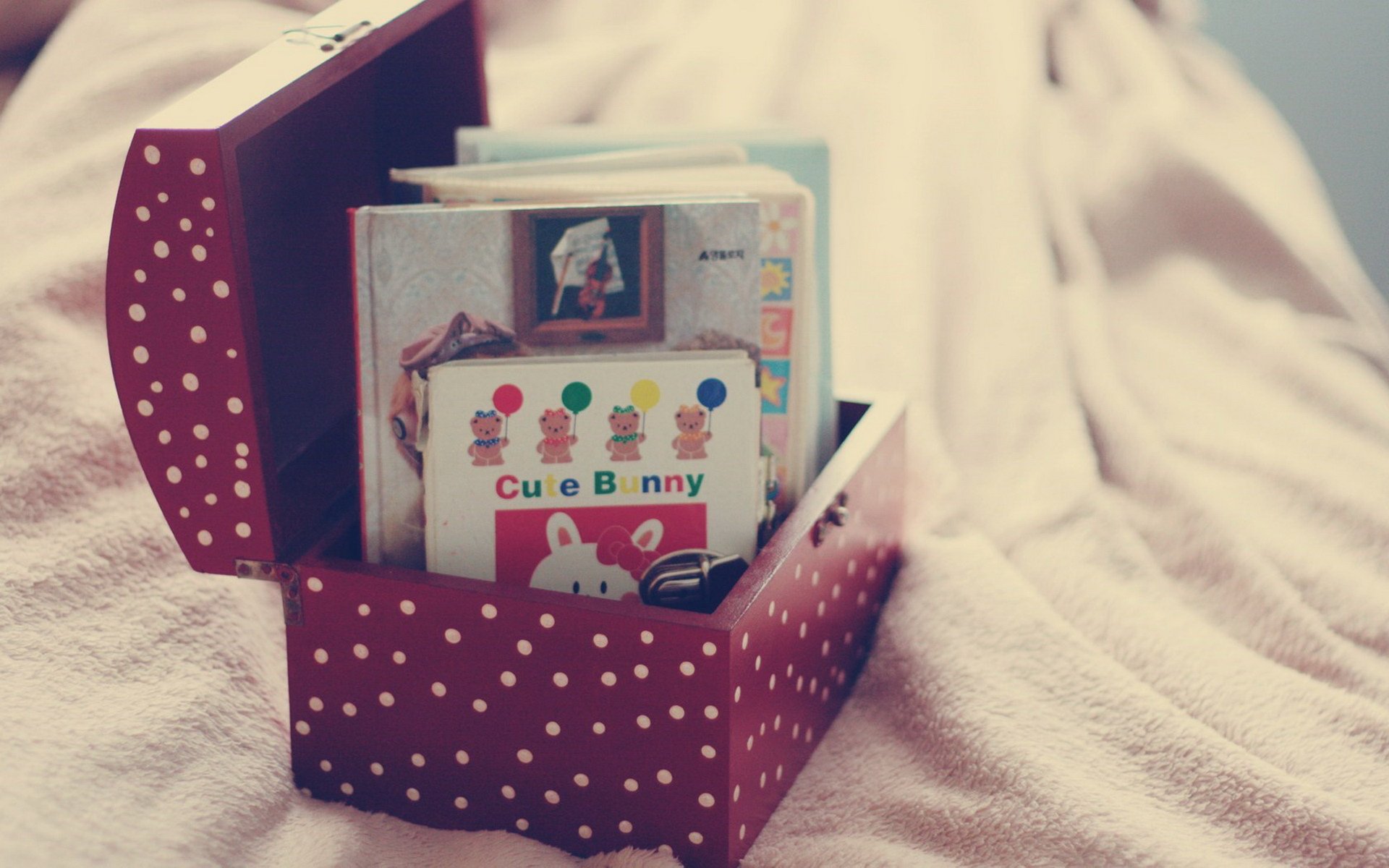 小清新,唯美,温馨,温暖,阳光,治愈系,安静,生活,慢生活,清新淡雅,温馨一刻,复古,信封,箱子,回忆,过去,LOMO