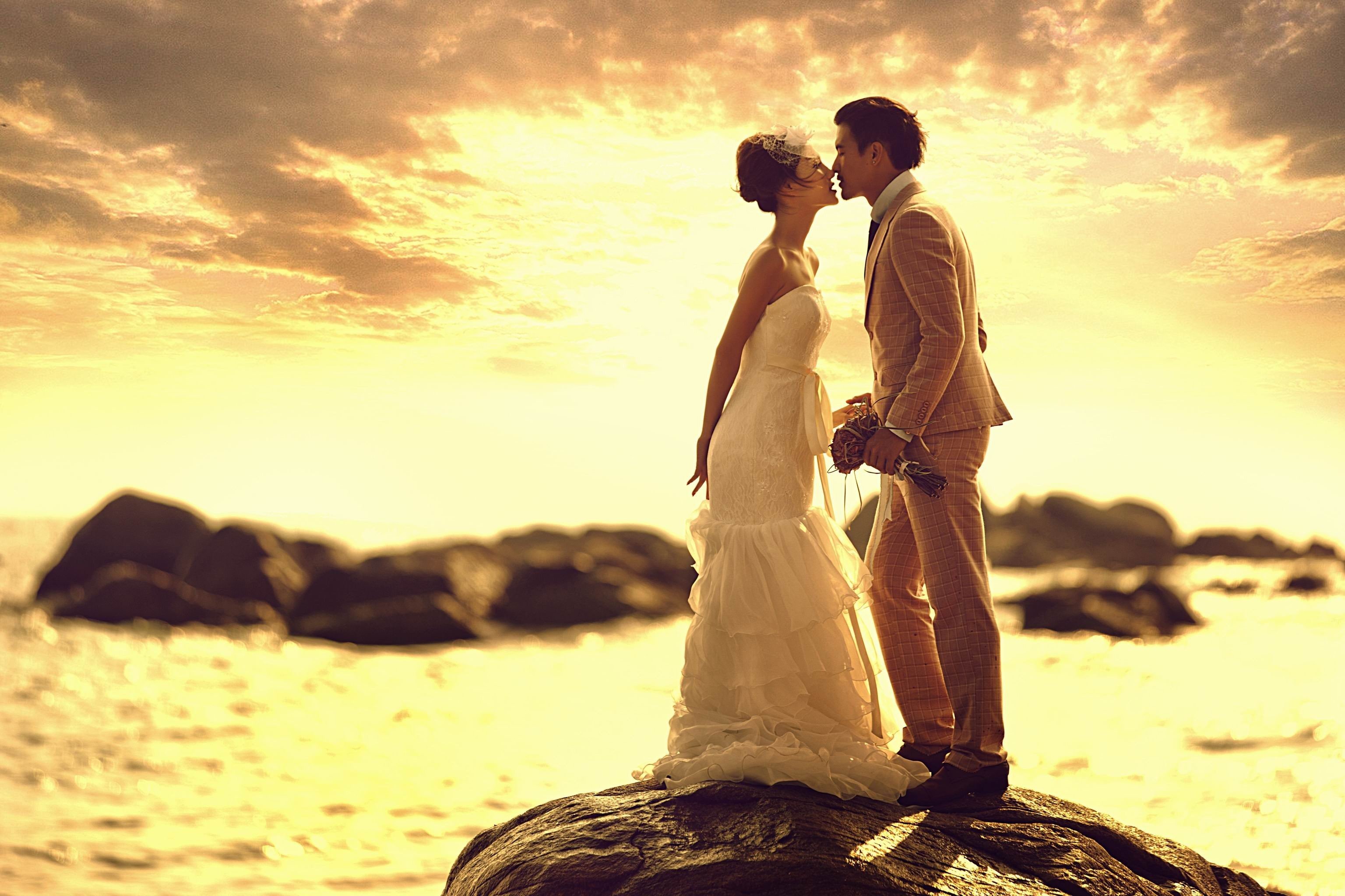 浪漫,爱情,情感,爱,love,清新,唯美,情侣,唯美温馨,结婚,婚纱,拥抱,海边,接吻