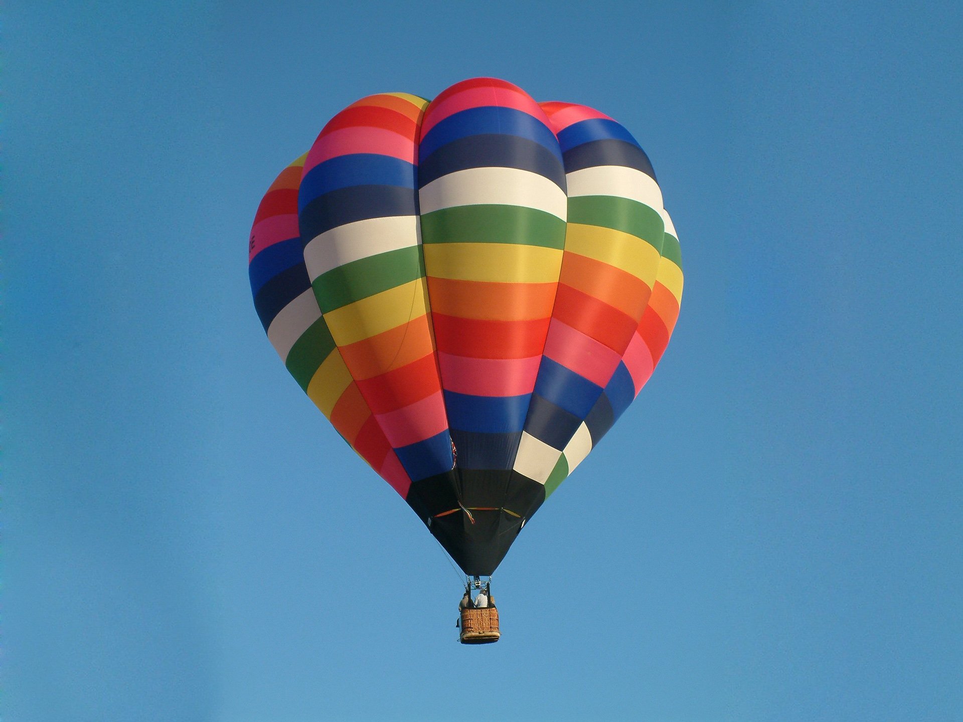 小清新,唯美,温馨,温暖,阳光,治愈系,安静,生活,慢生活,清新淡雅,温馨一刻,蓝天白云,热气球,梦想