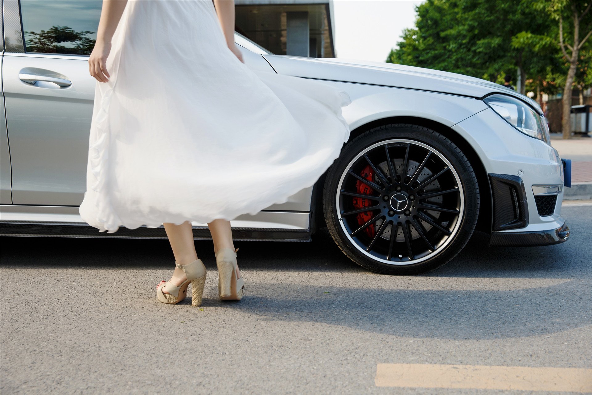 美女,改联网,车模,奔驰C63,AMG,佟方妤