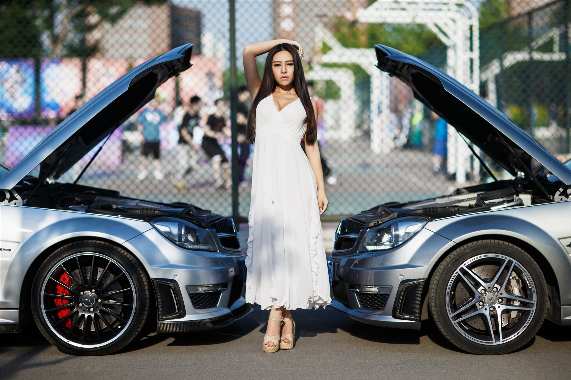 美女,改联网,车模,奔驰C63,AMG,佟方妤