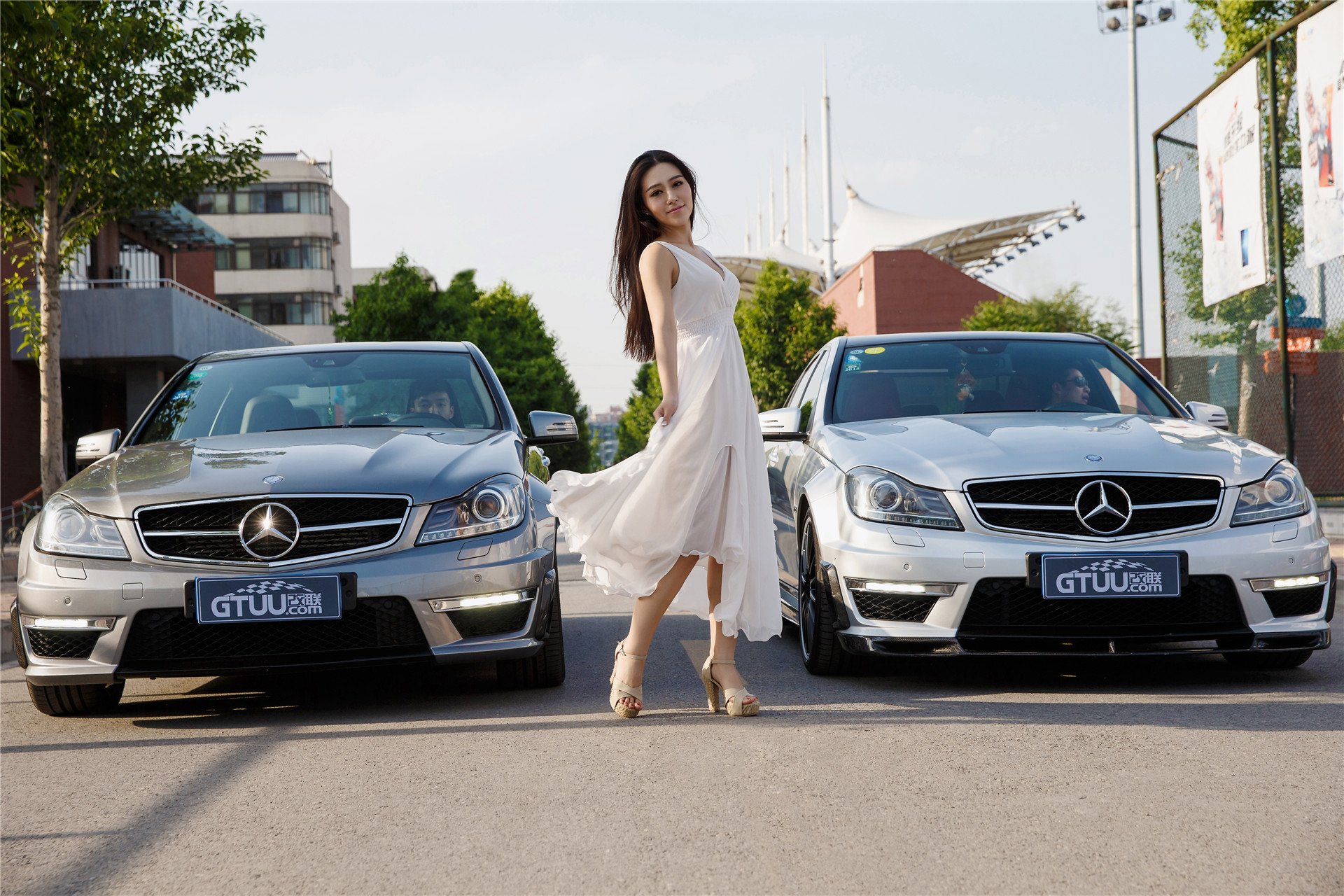 美女,改联网,车模,奔驰C63,AMG,佟方妤