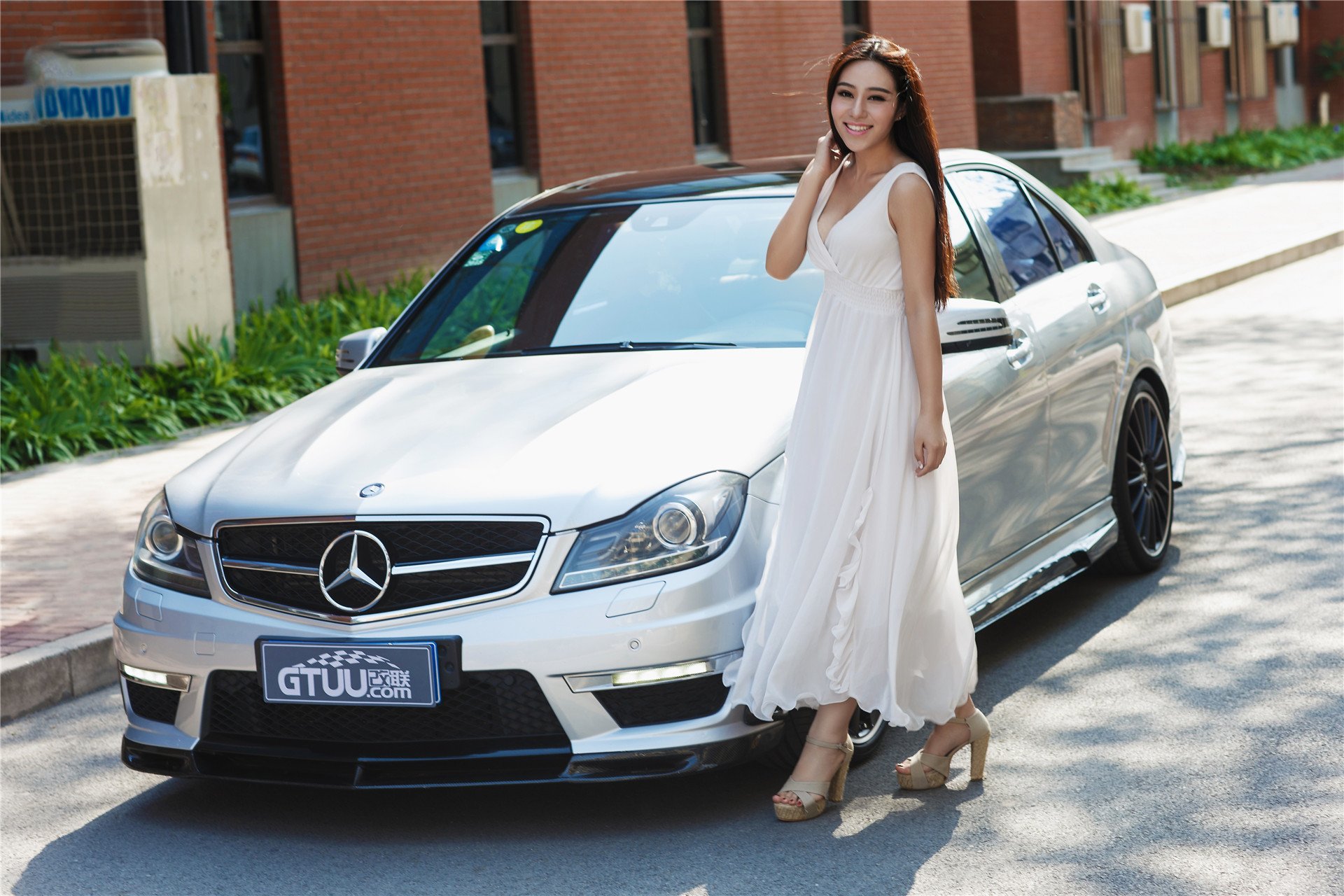 美女,改联网,车模,奔驰C63,AMG,佟方妤