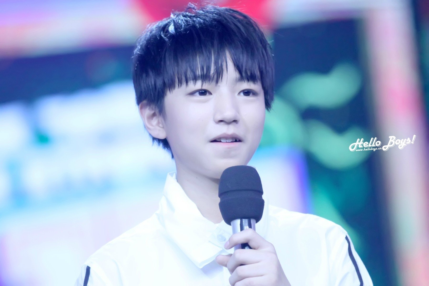 明星,组合,帅哥,TFBOYS,王俊凯