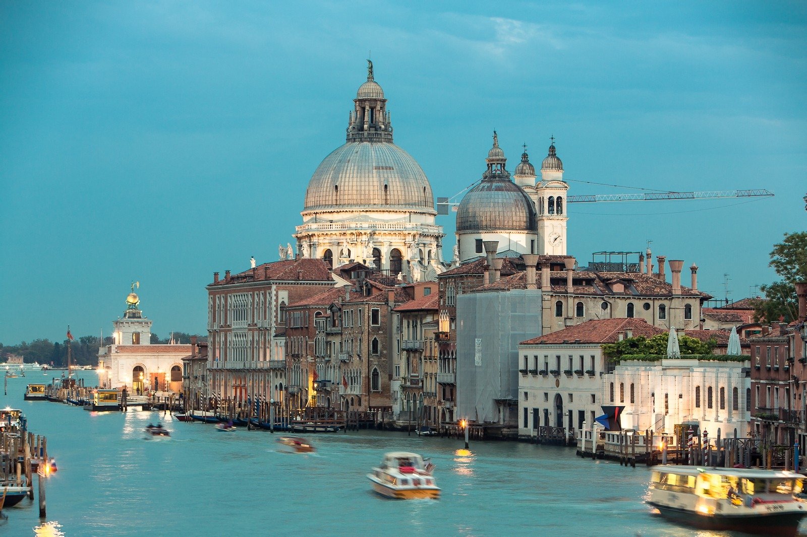 风景,夜晚,城市夜景,晚上,街道,灯火通明,灯火阑珊,建筑