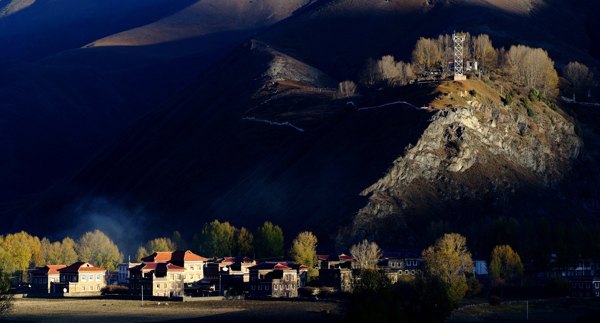 风景,自然风光,小镇,田园,房子,唯美,春意盎然,炎炎夏日