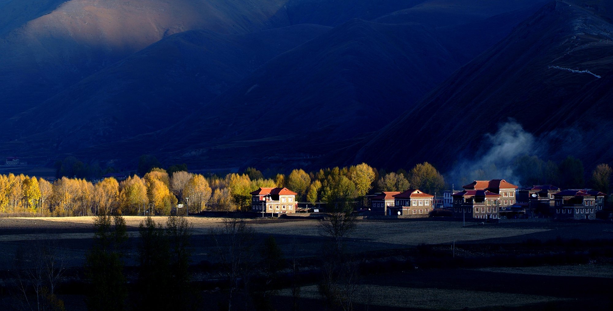 风景,自然风光,小镇,田园,房子,唯美,春意盎然,炎炎夏日