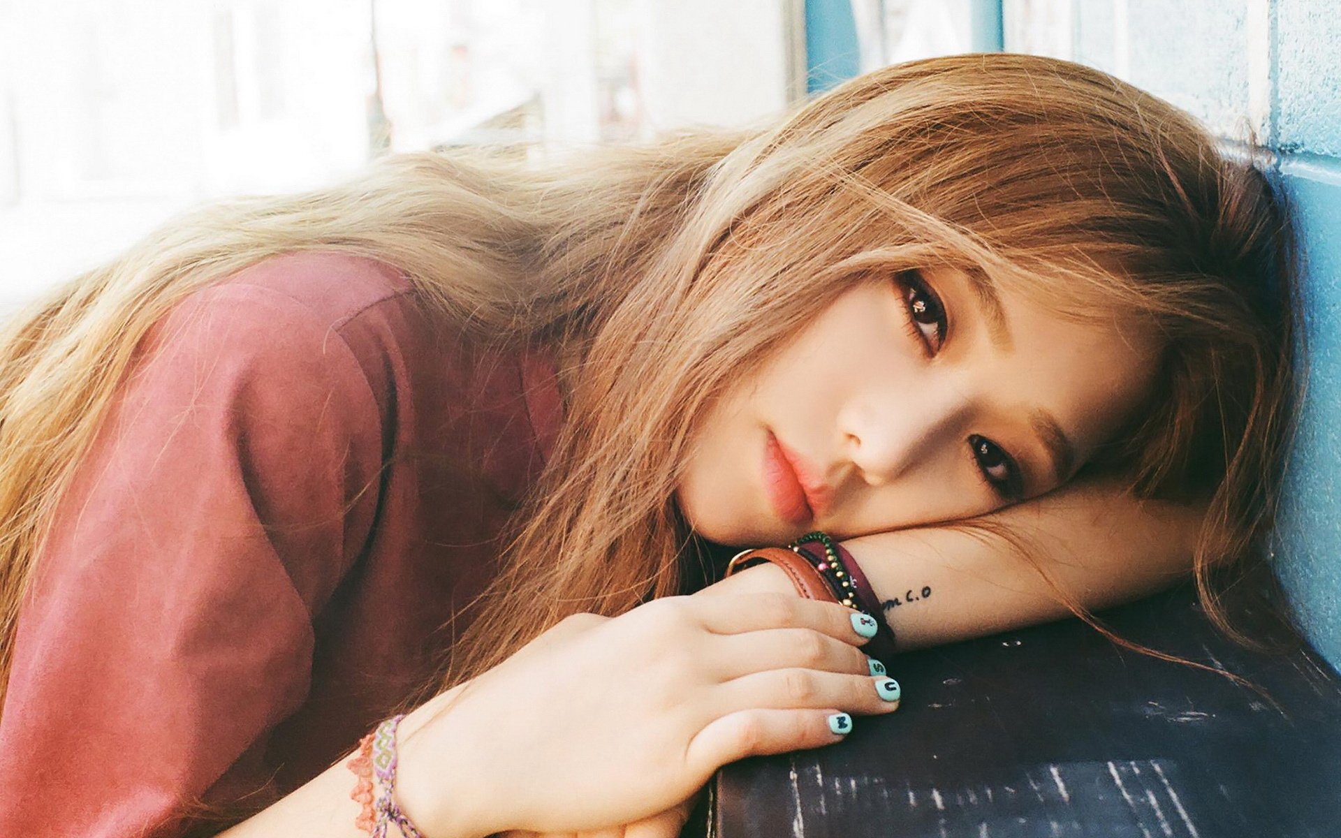 kisum,韩国,Rapper,美女,歌星,宽屏