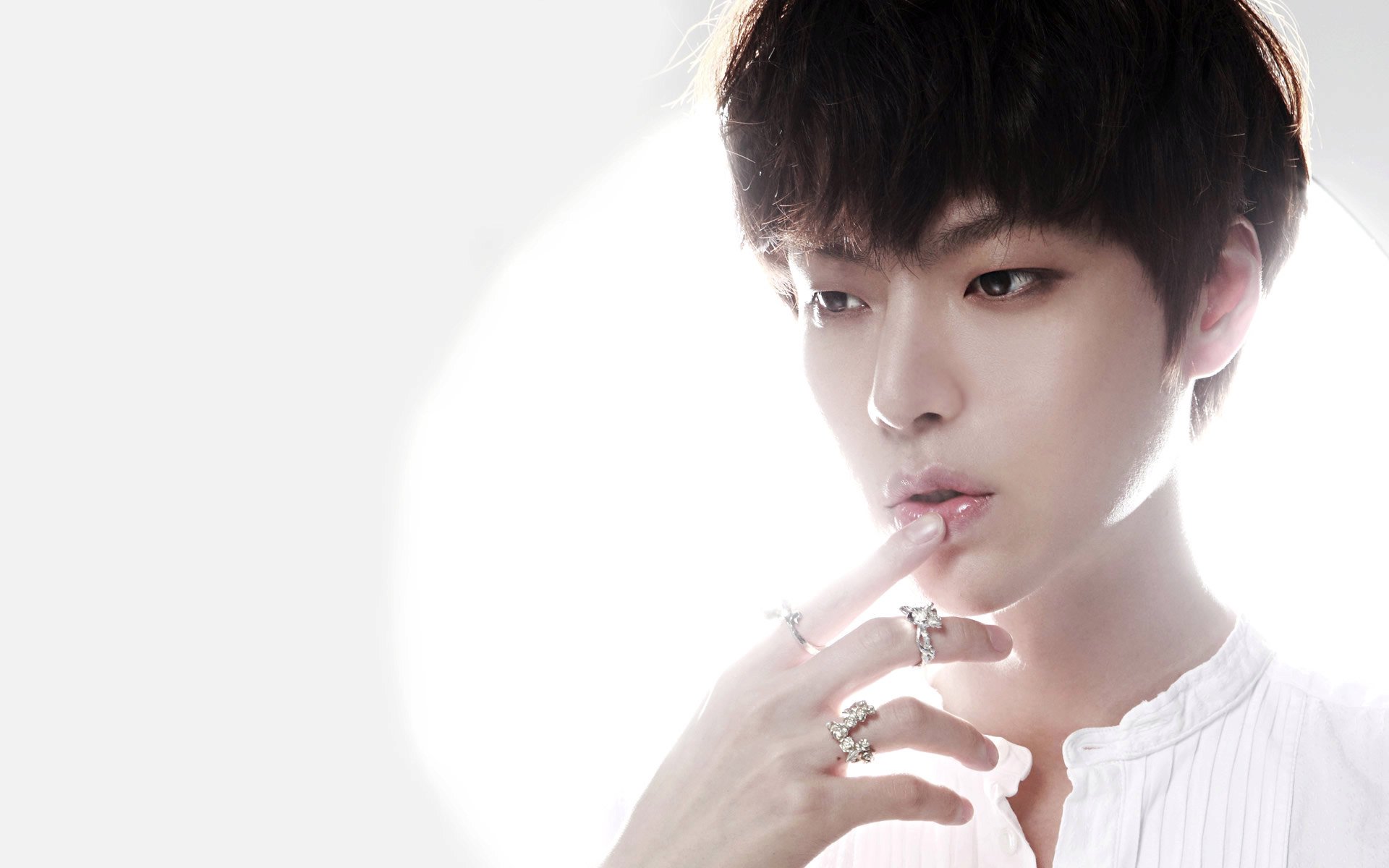 安宰贤,韩国,演员,小鲜肉,帅哥,明星