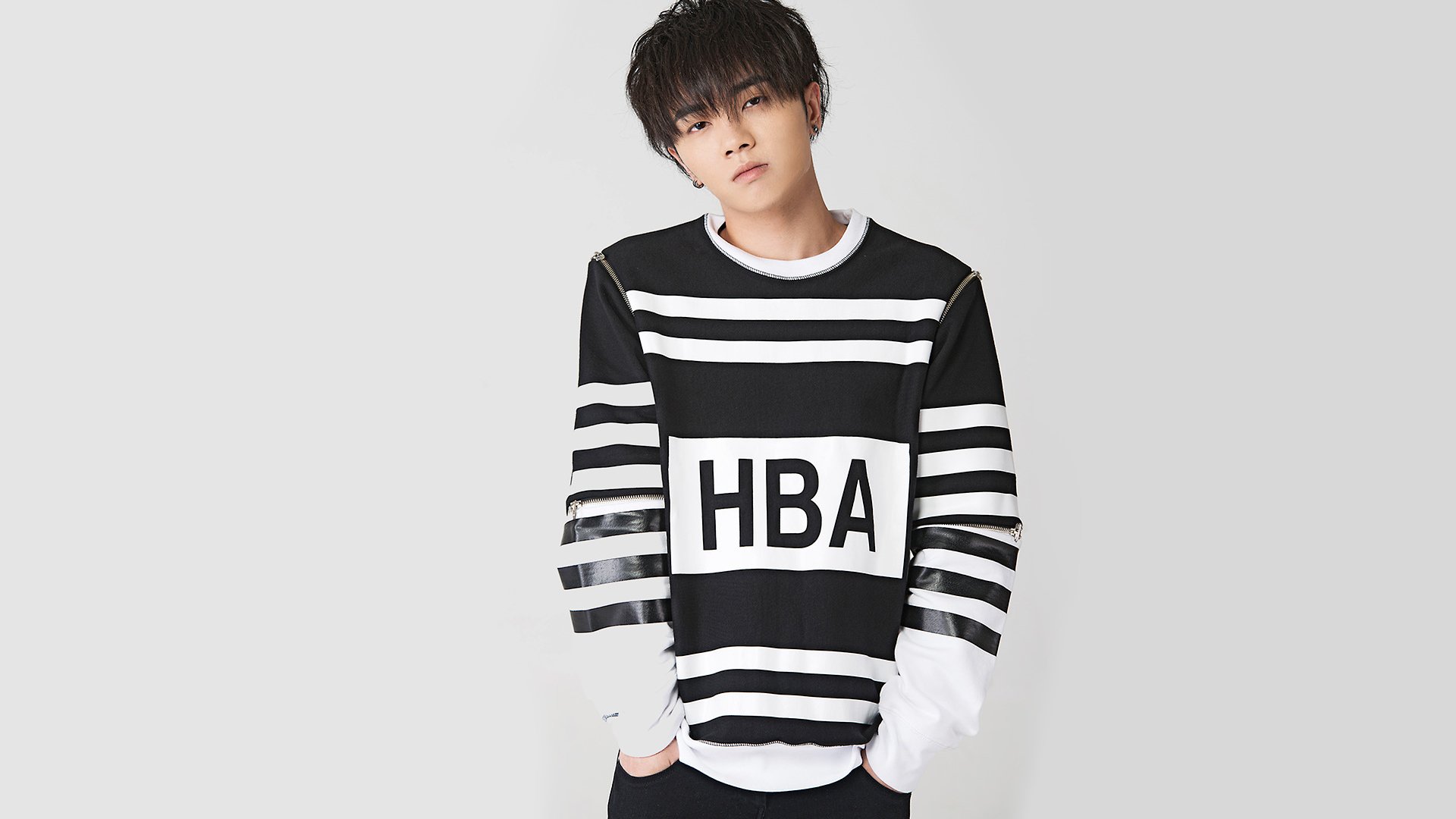 华晨宇,歌手,火星男孩,小鲜肉,明星