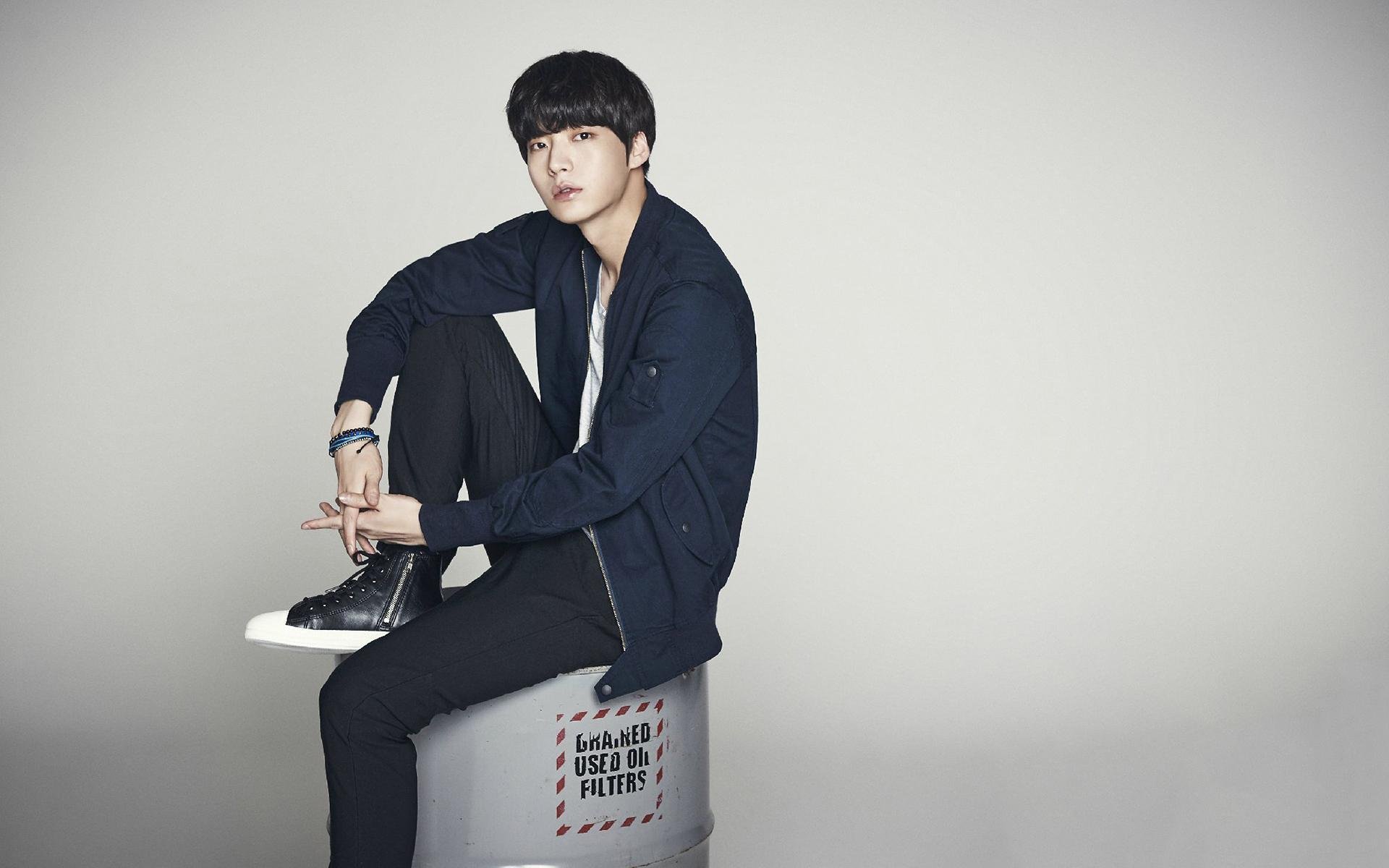 安宰贤,韩国,演员,小鲜肉,帅哥,明星