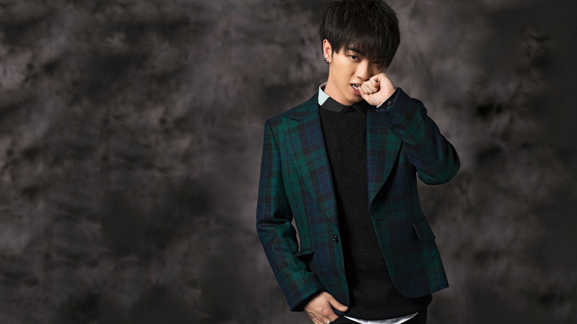 华晨宇,歌手,火星男孩,小鲜肉,明星