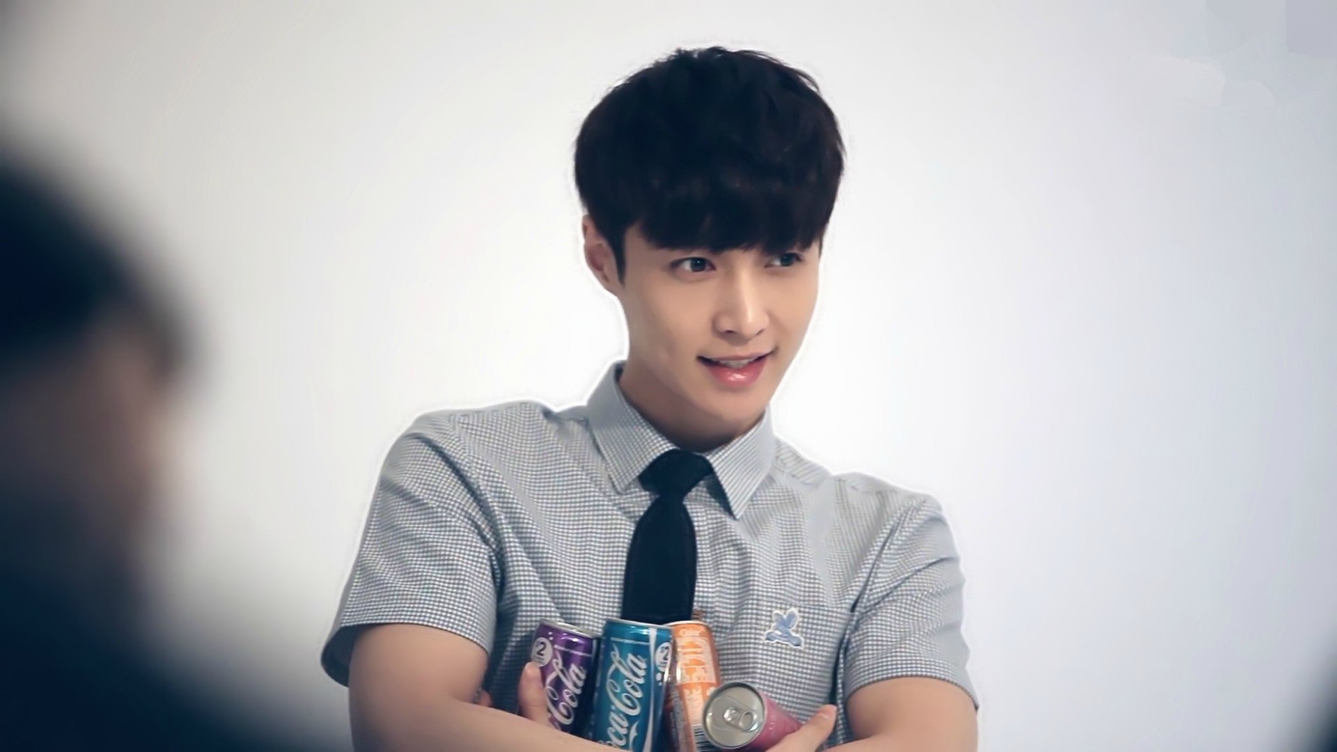 张艺兴,歌手,演员,小鲜肉,宽屏