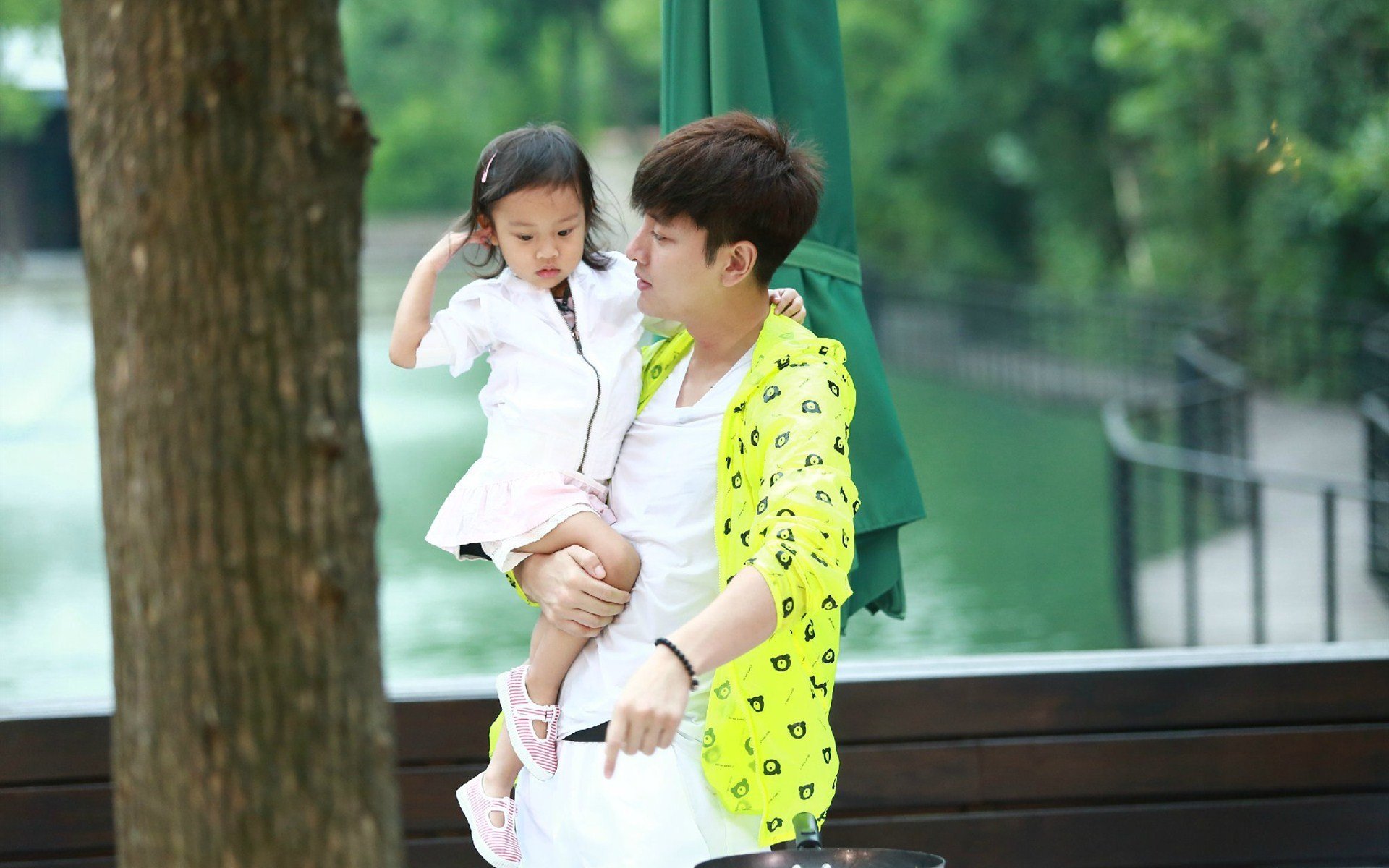 甜馨,贾乃亮,爸爸回来了,搞怪,逗趣,萌娃