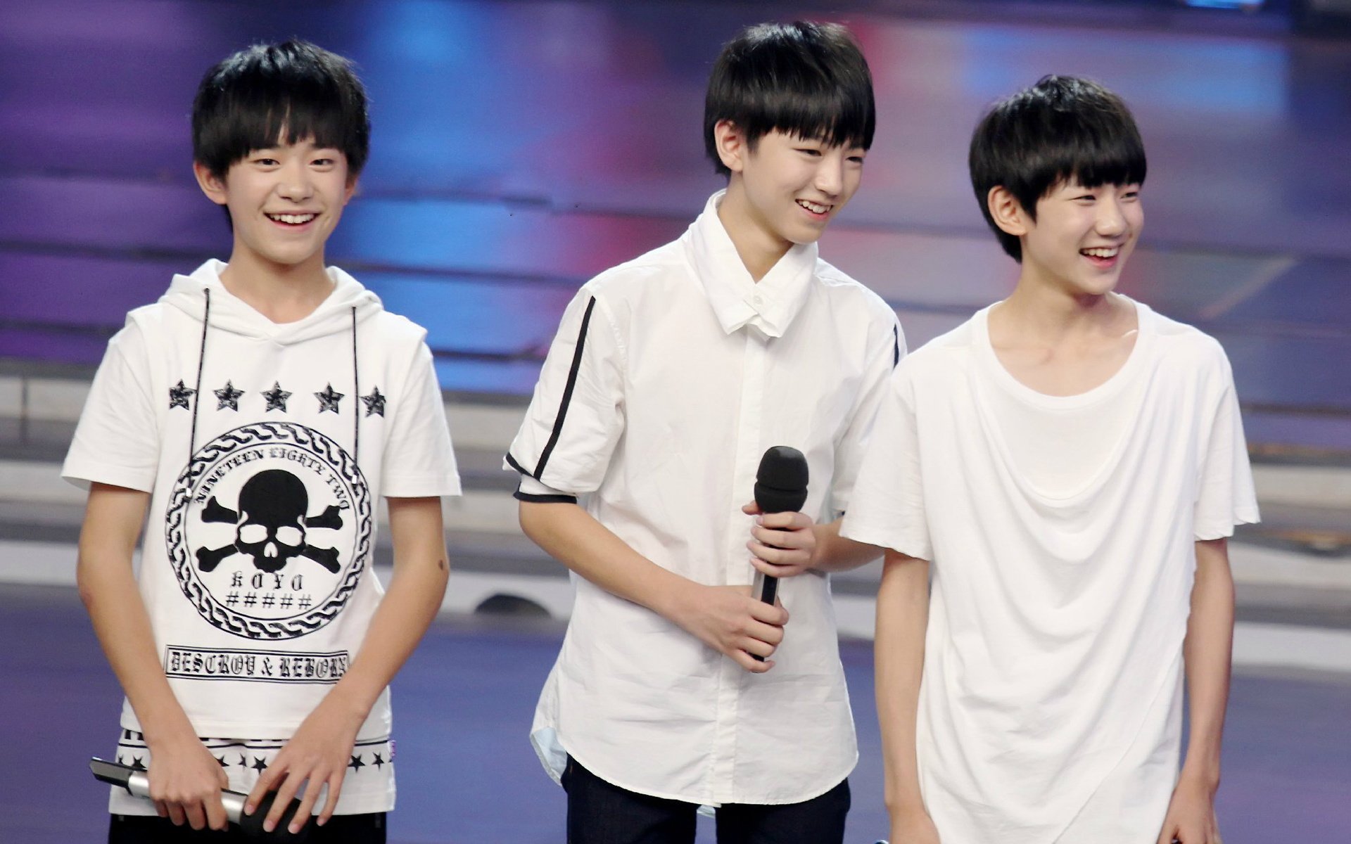 加油少年,TFBOYS,王俊凯,王源,易烊千玺,组合,帅哥,明星,歌手,小鲜肉