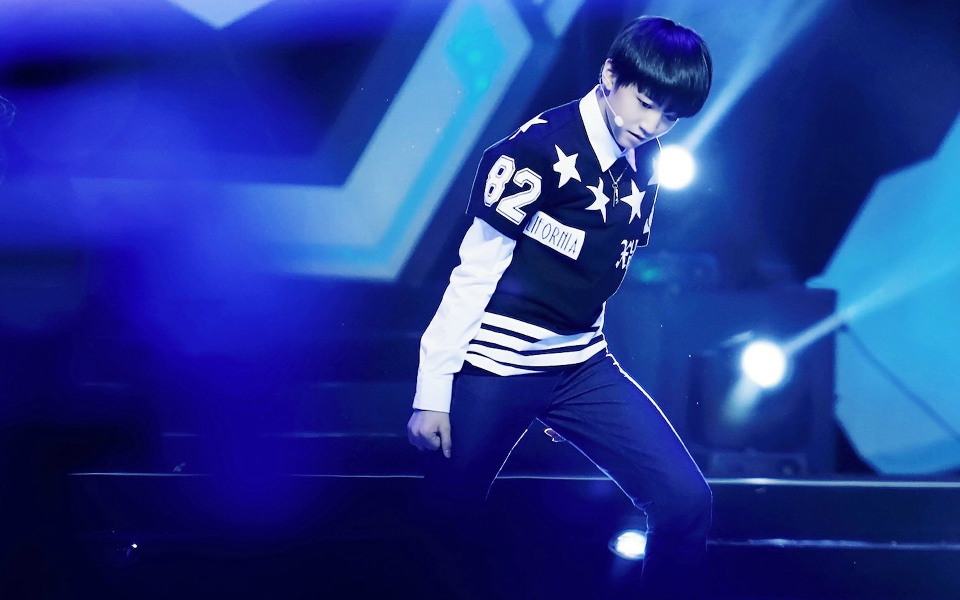 加油少年,TFBOYS,王俊凯,组合,帅哥,明星,歌手,小鲜肉