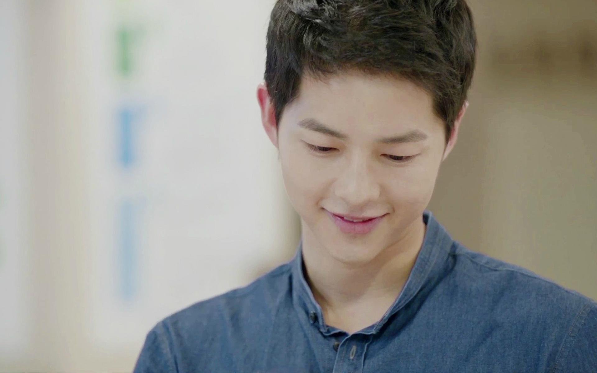 宋仲基,太阳的后裔,花美男,演员,主持人,明星