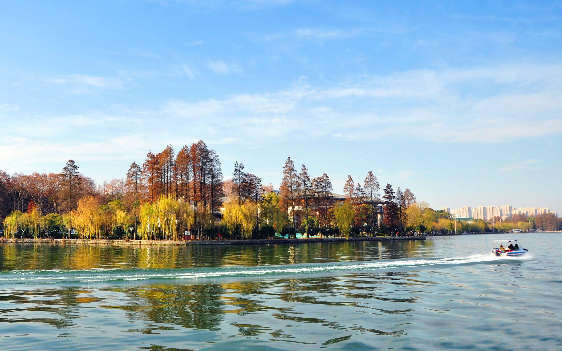 风景,天高云淡,景色宜人,宽屏