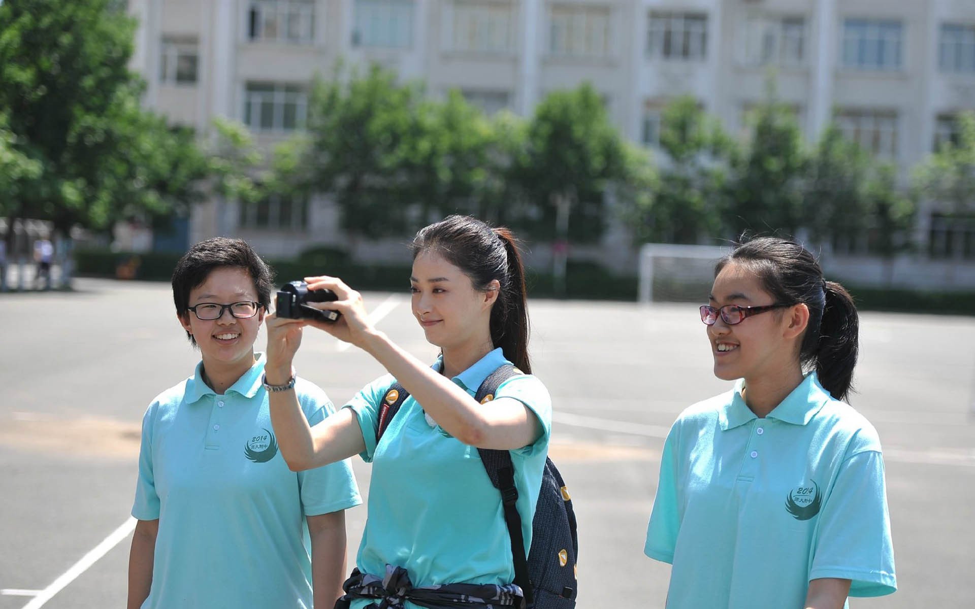 蒋欣,演员,气质美女,学生装,清新,可爱,宽屏