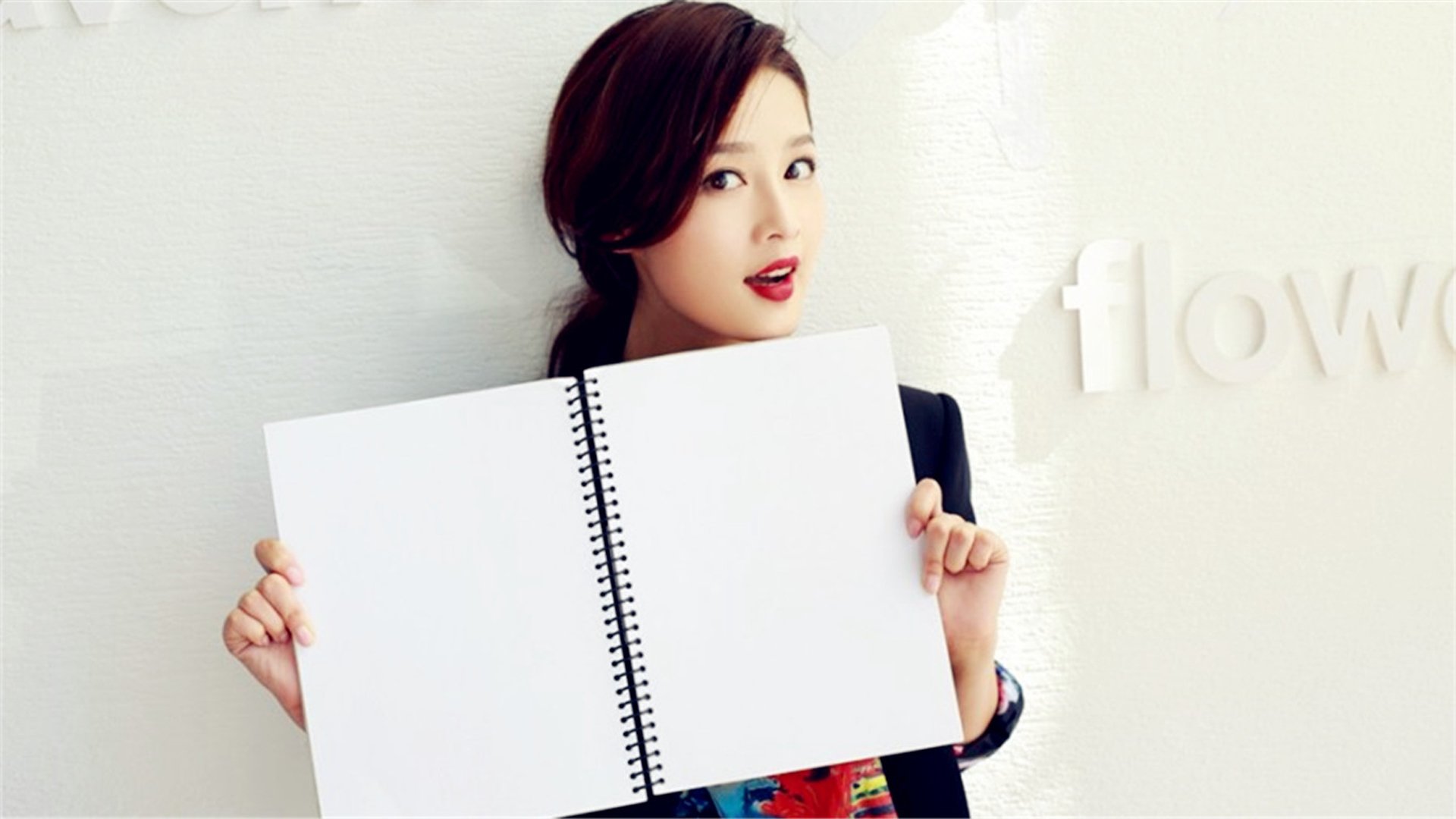 李沁,红楼梦,薛宝钗,演员,气质美女,明星