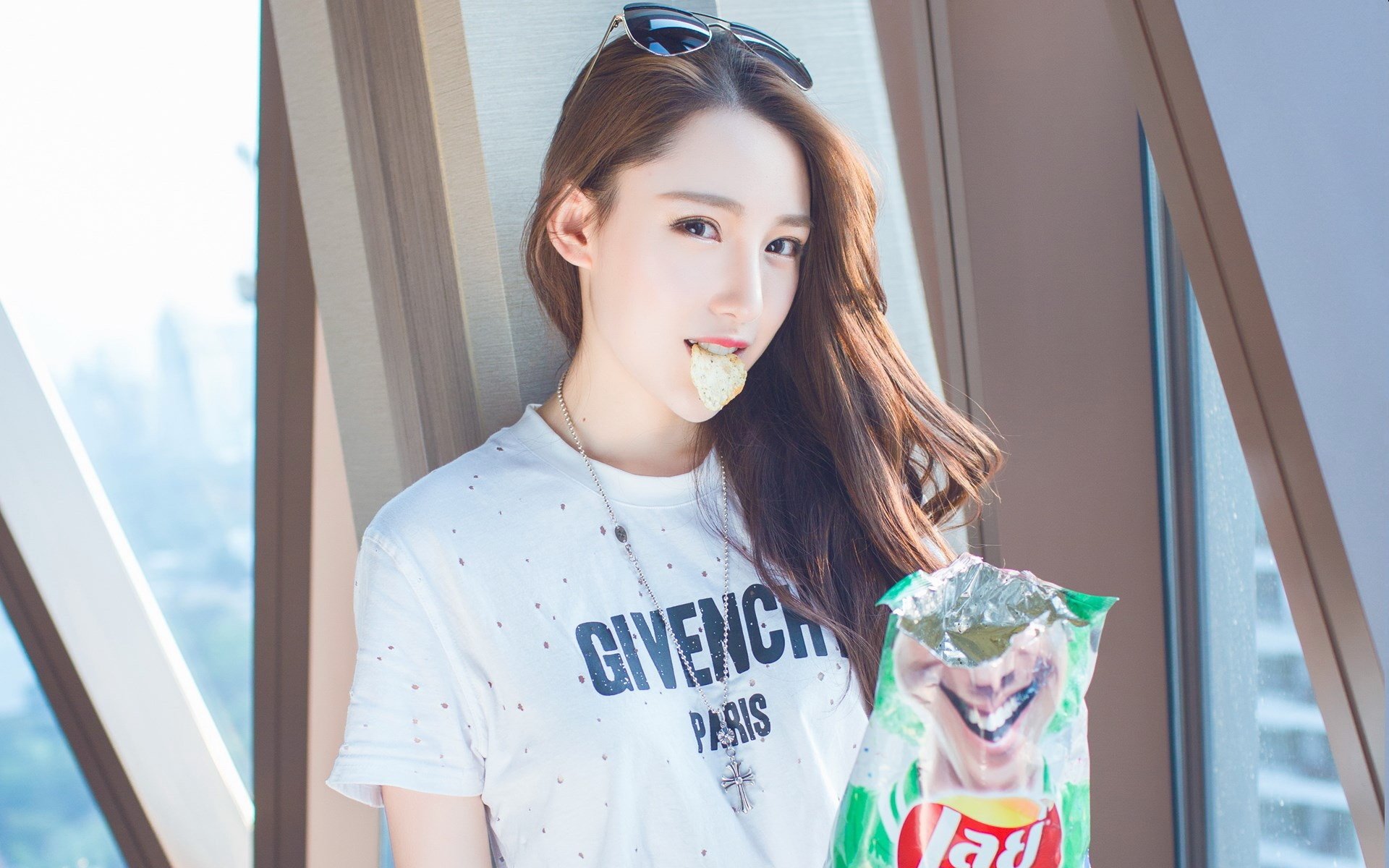 美女,可爱,俏皮,薯片