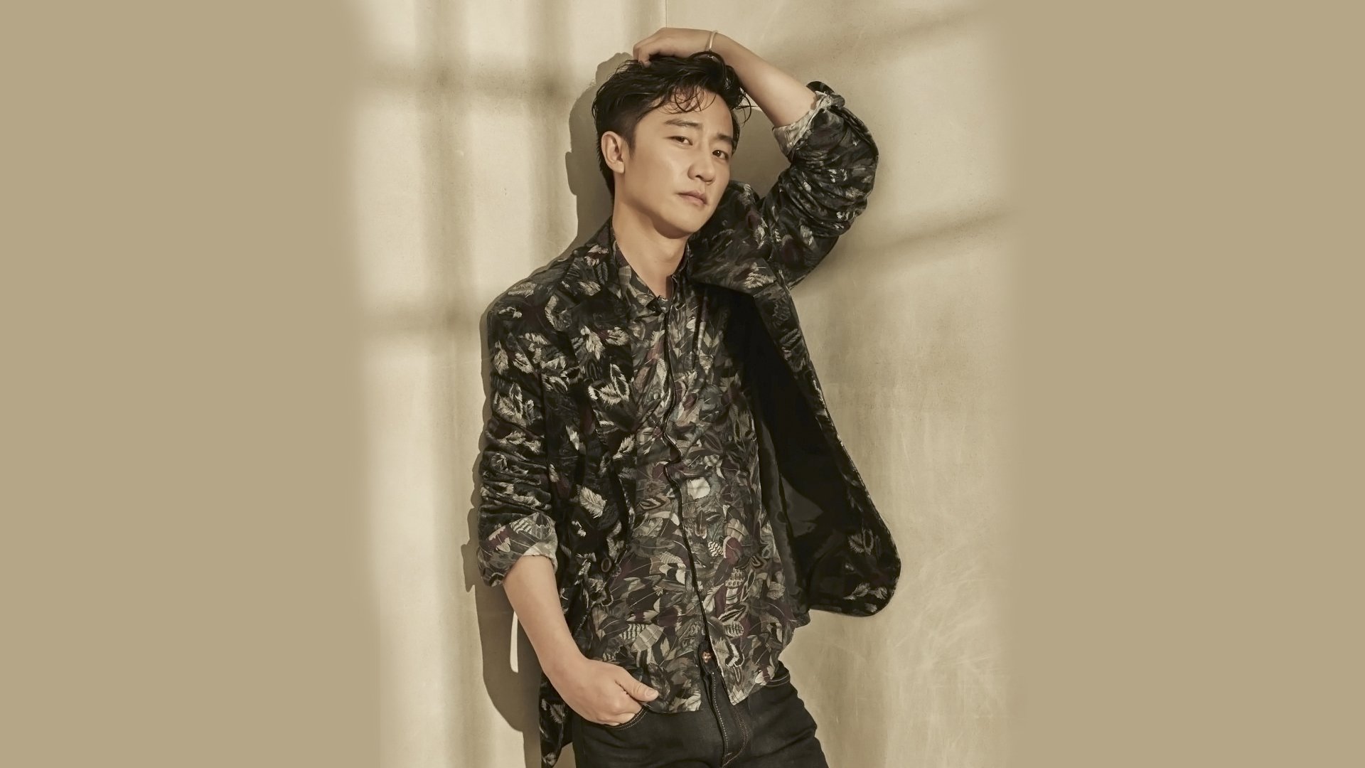 黄轩,演员,亲爱的翻译官,帅气明星,男神	