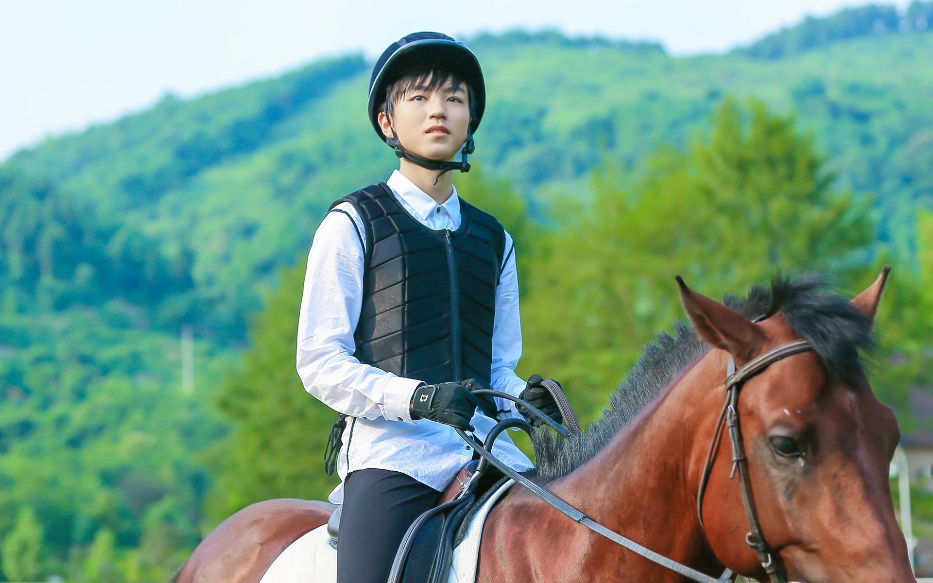 王俊凯,tfboys,小螃蟹