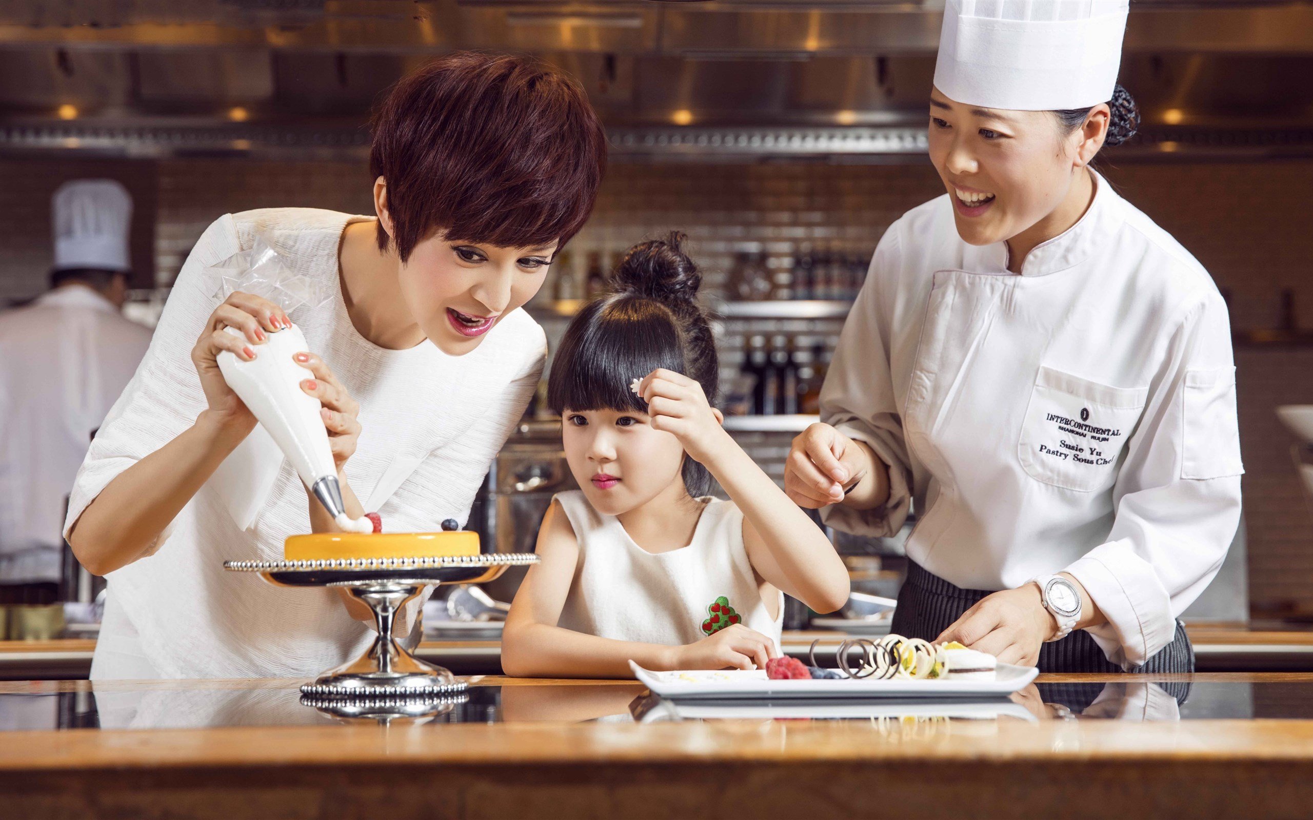 鲍蕾,贝儿,亲子照,温馨可爱,宽屏