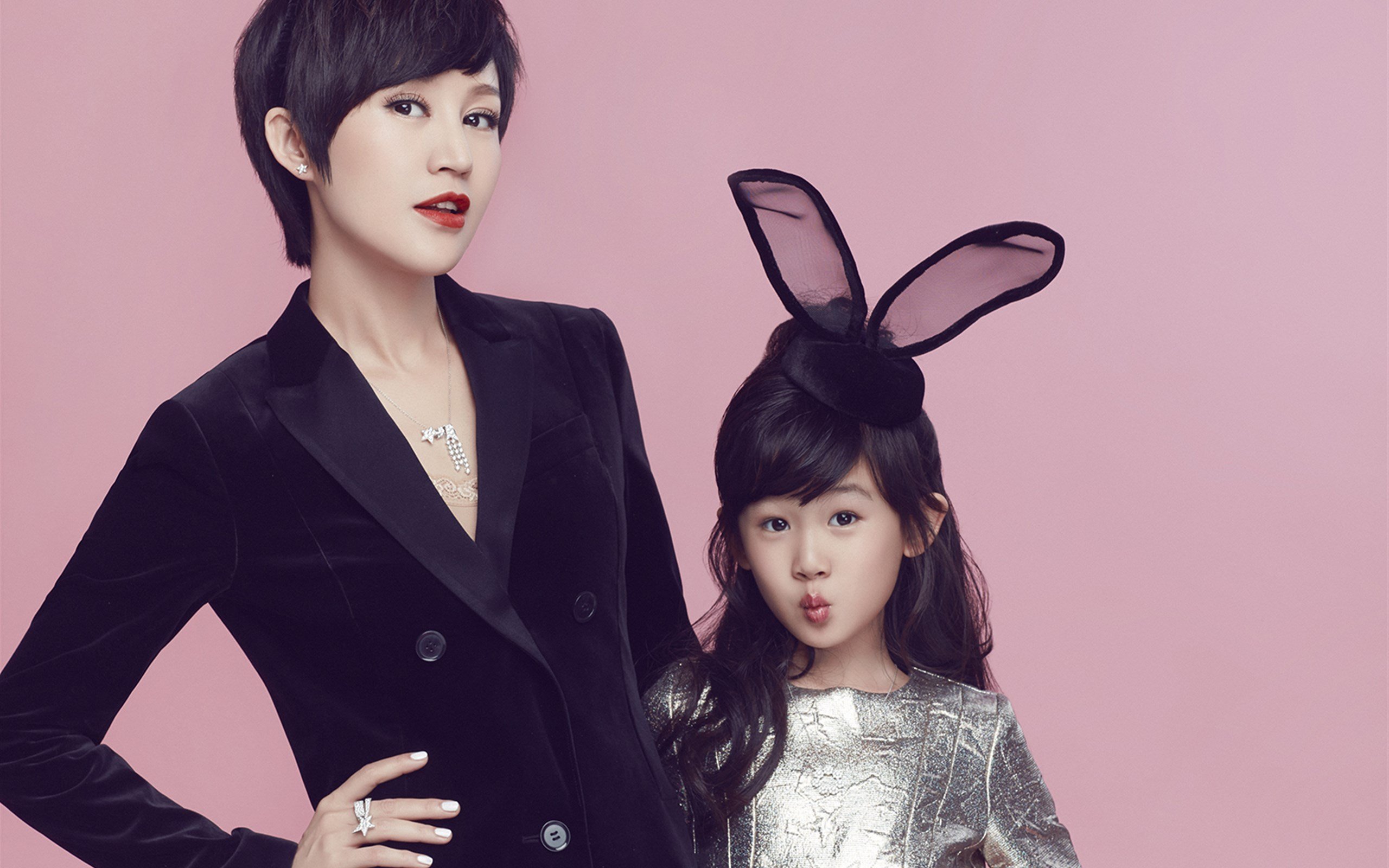 鲍蕾,贝儿,亲子照,温馨可爱,宽屏