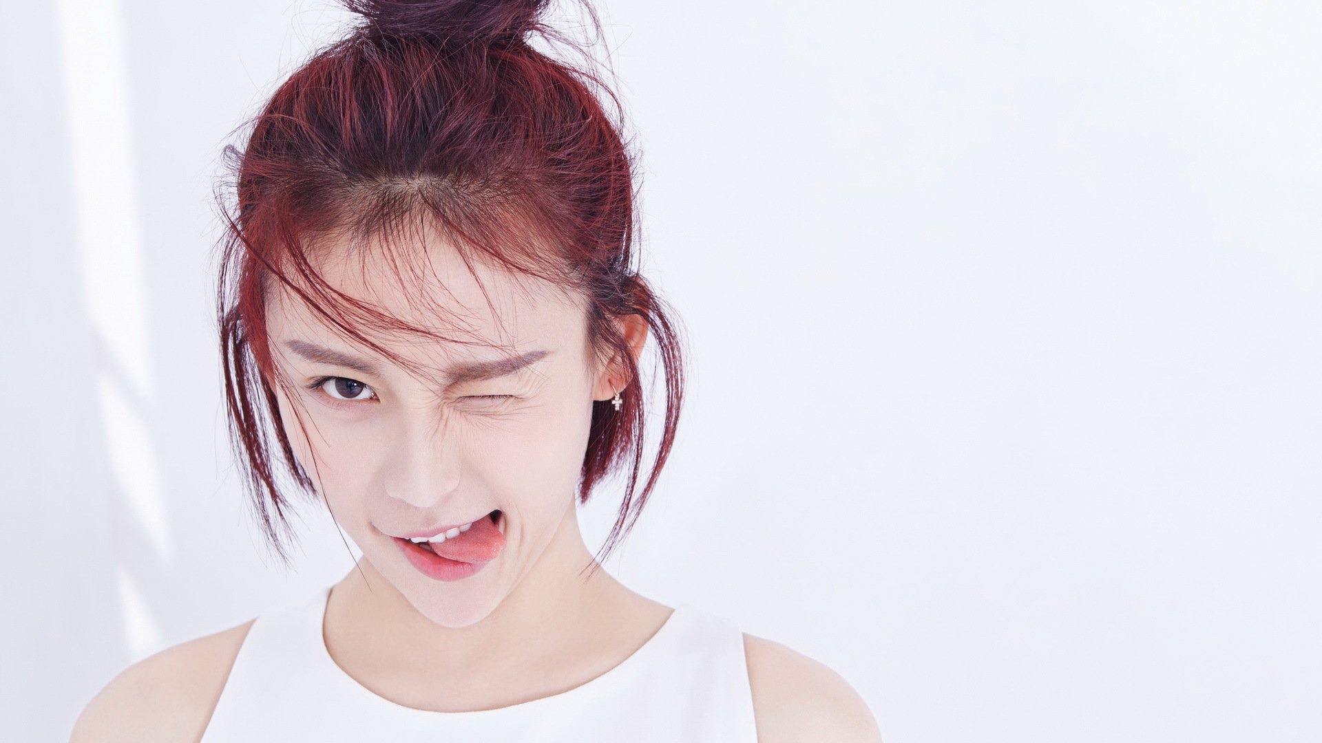 贾青,演员,歌手,气质美女,明星