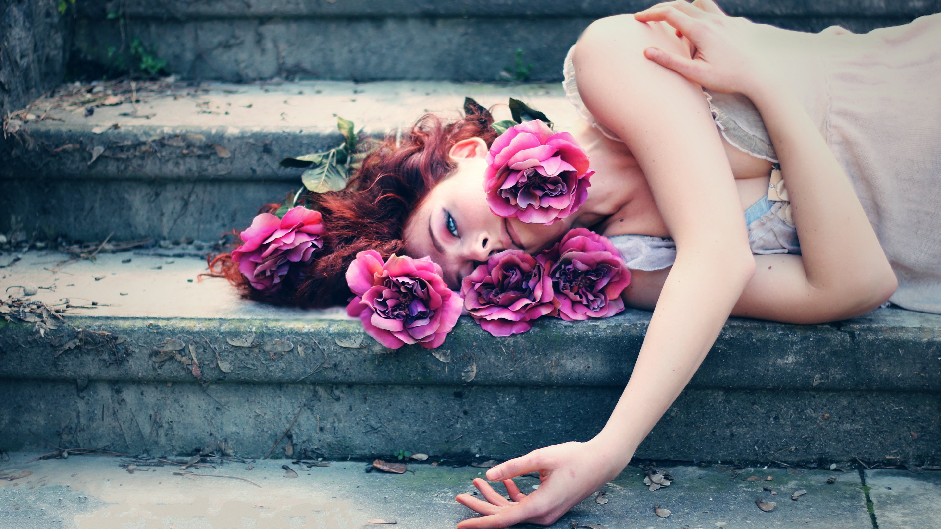 美女,鲜花,台阶