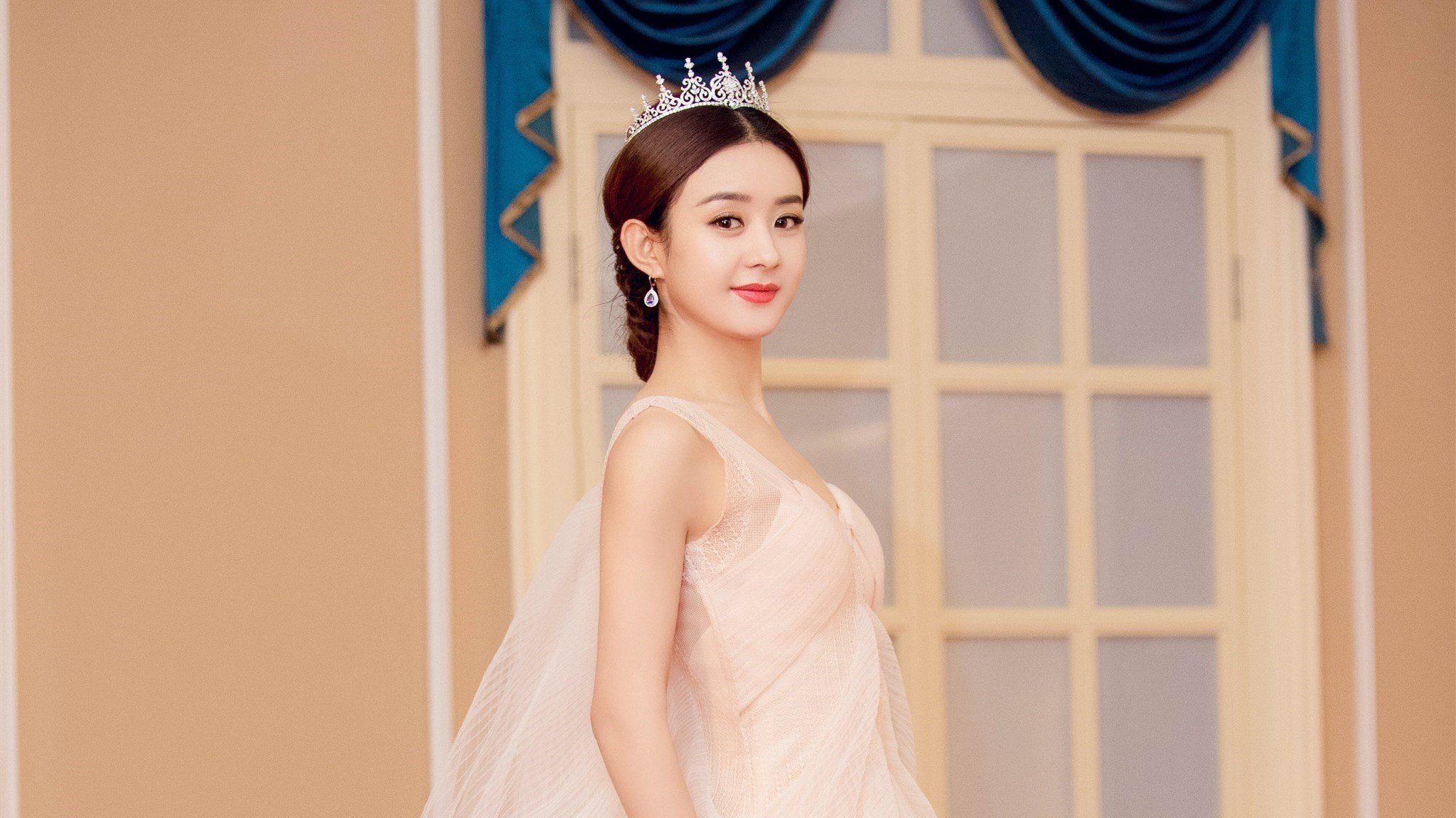 赵丽颖,婚纱,头冠