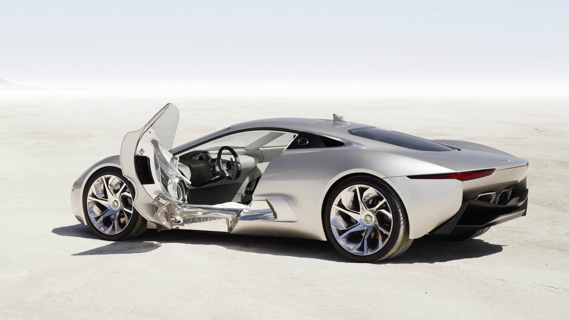 捷豹,C-X758,银色跑车