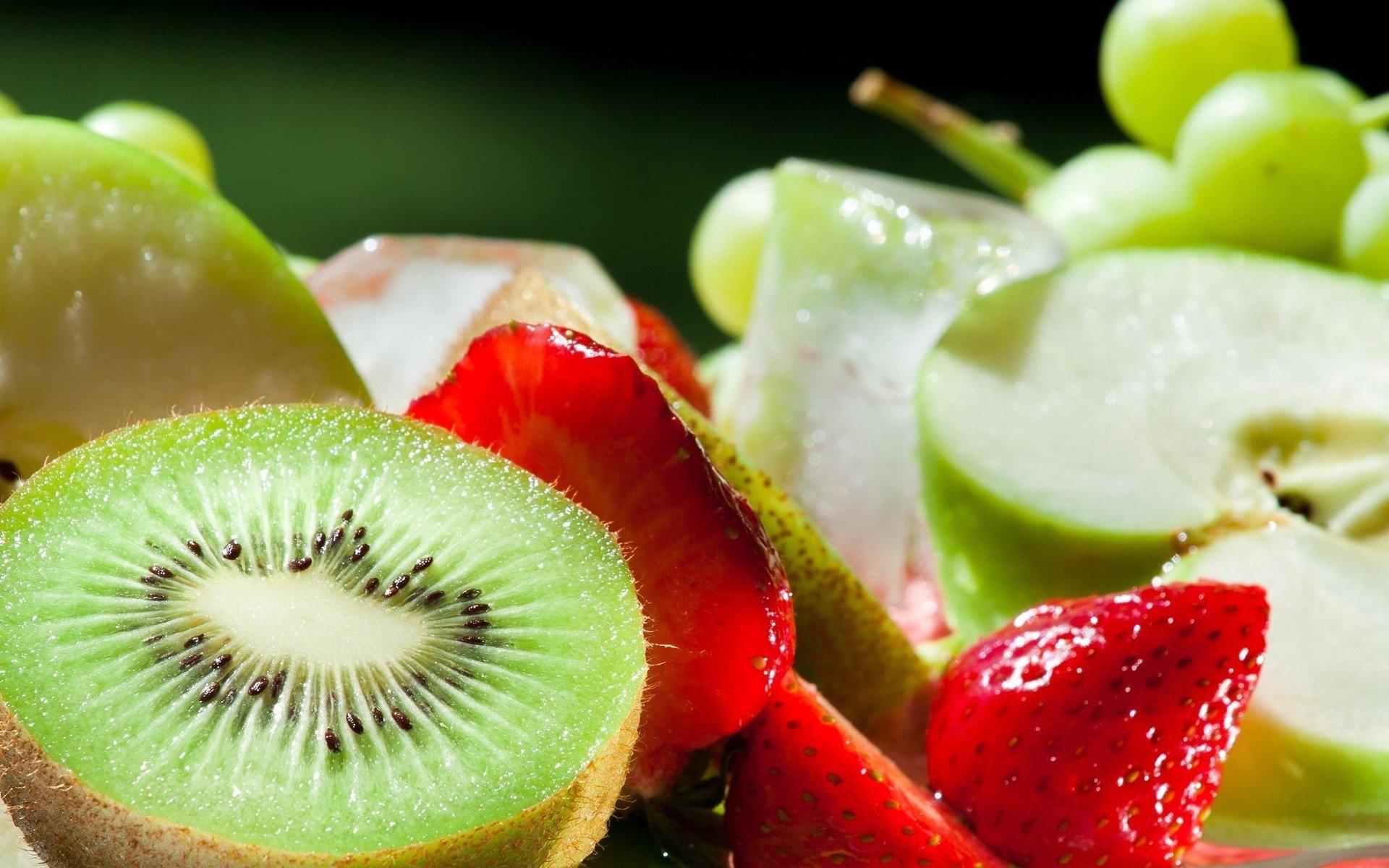 动感水果,猕猴桃,草莓