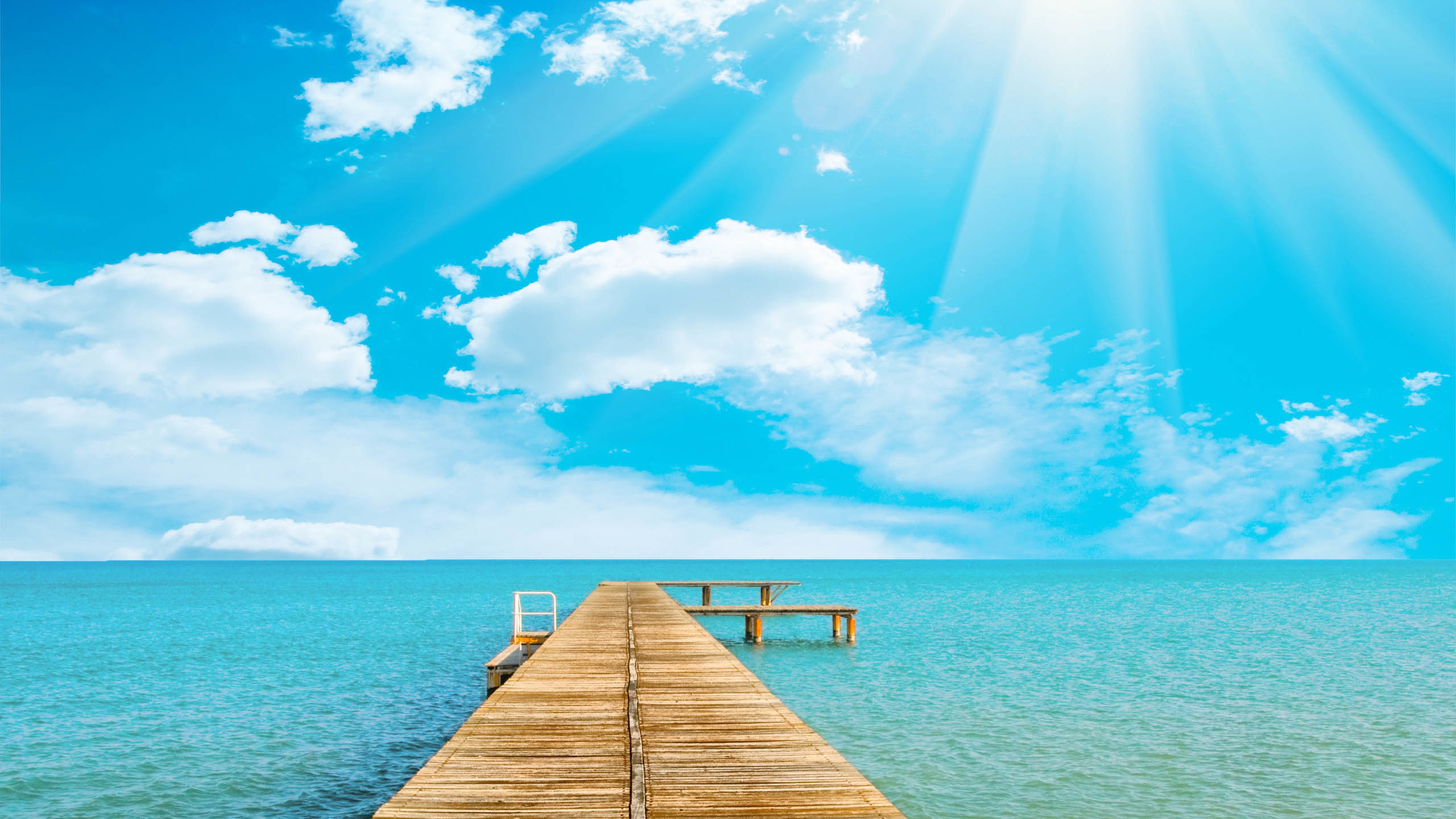 大海,蓝天,木桥