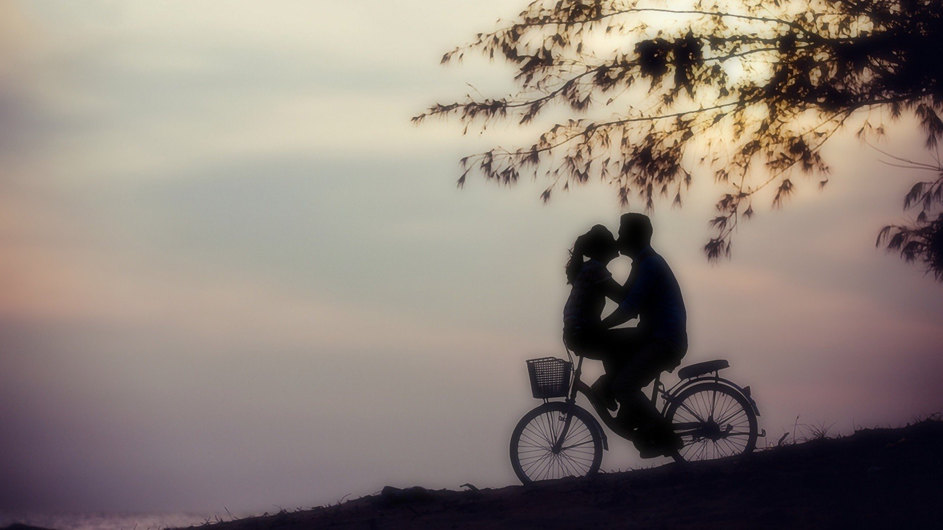 唯美温馨,情侣,黄昏,亲吻