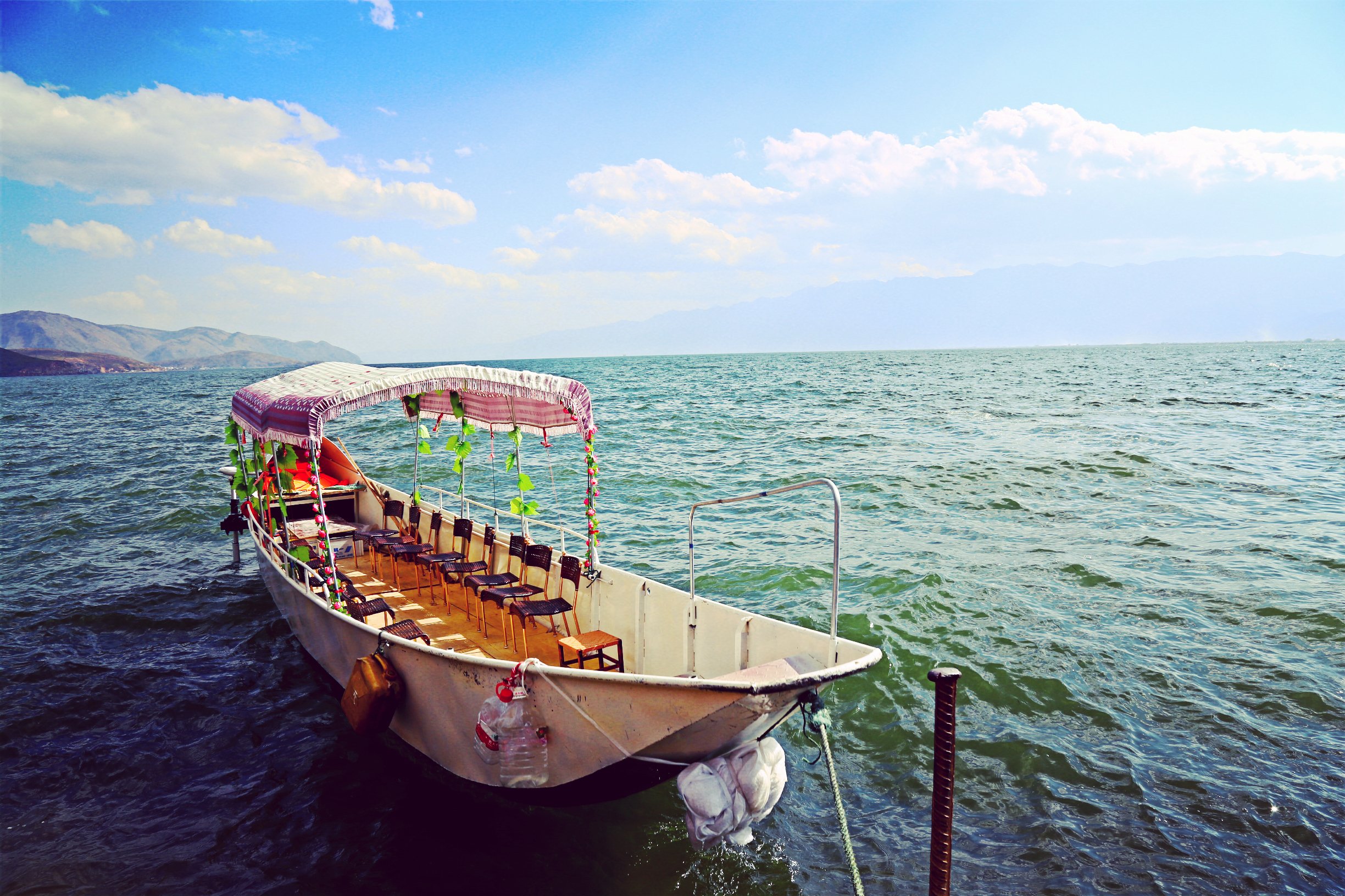 旅游胜地,大理洱海,木船