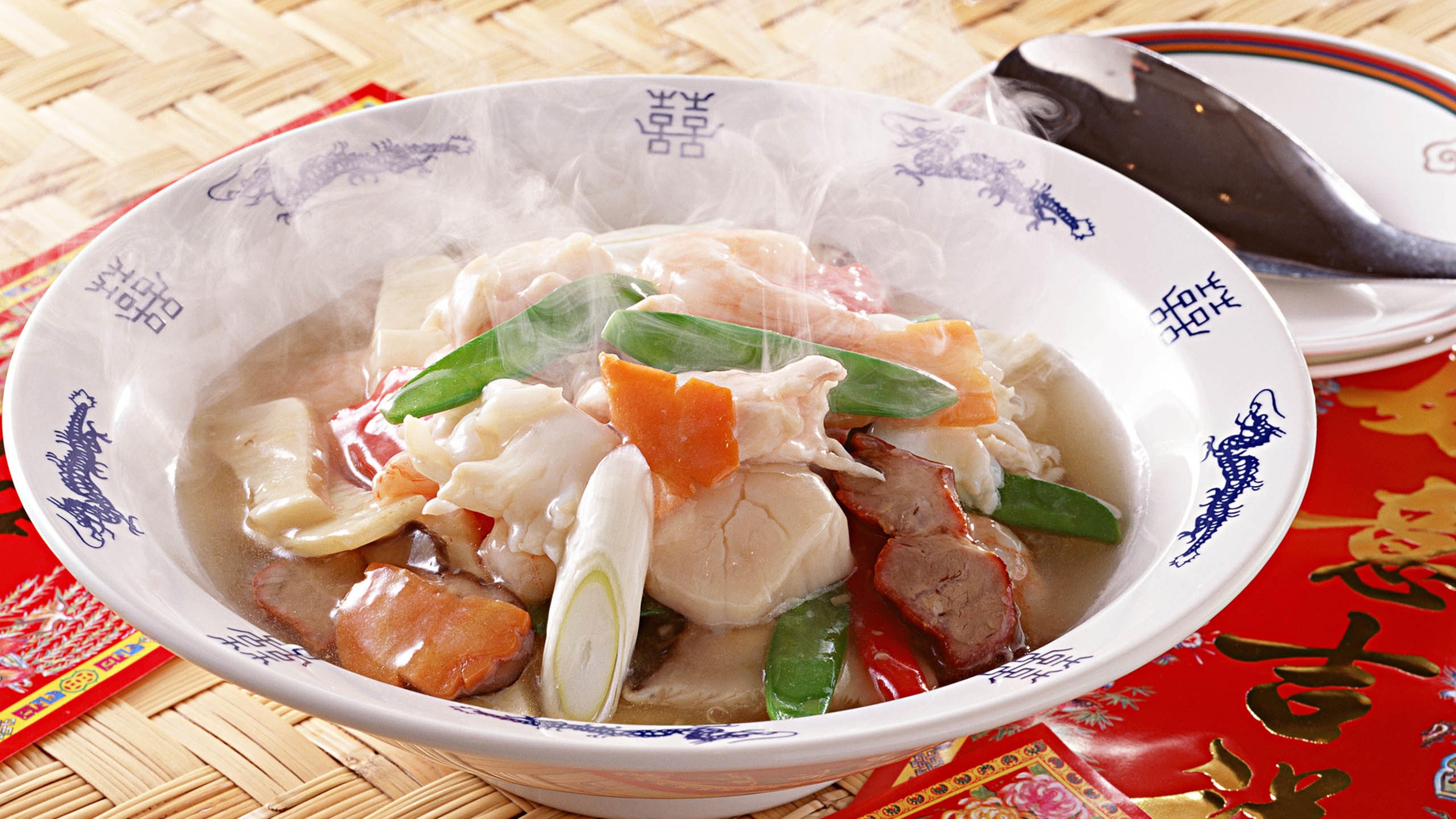 热气腾腾的美食