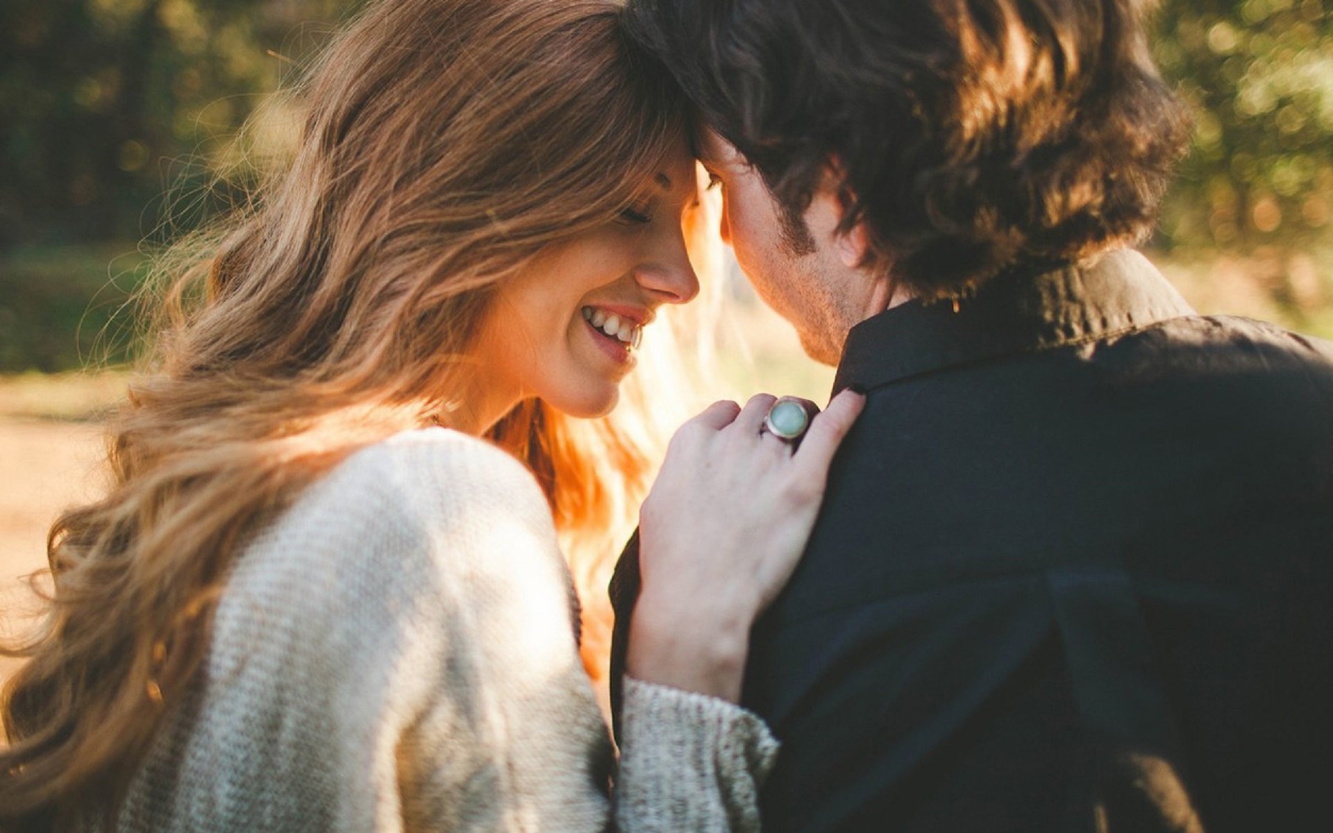 唯美温馨,情侣,耳语