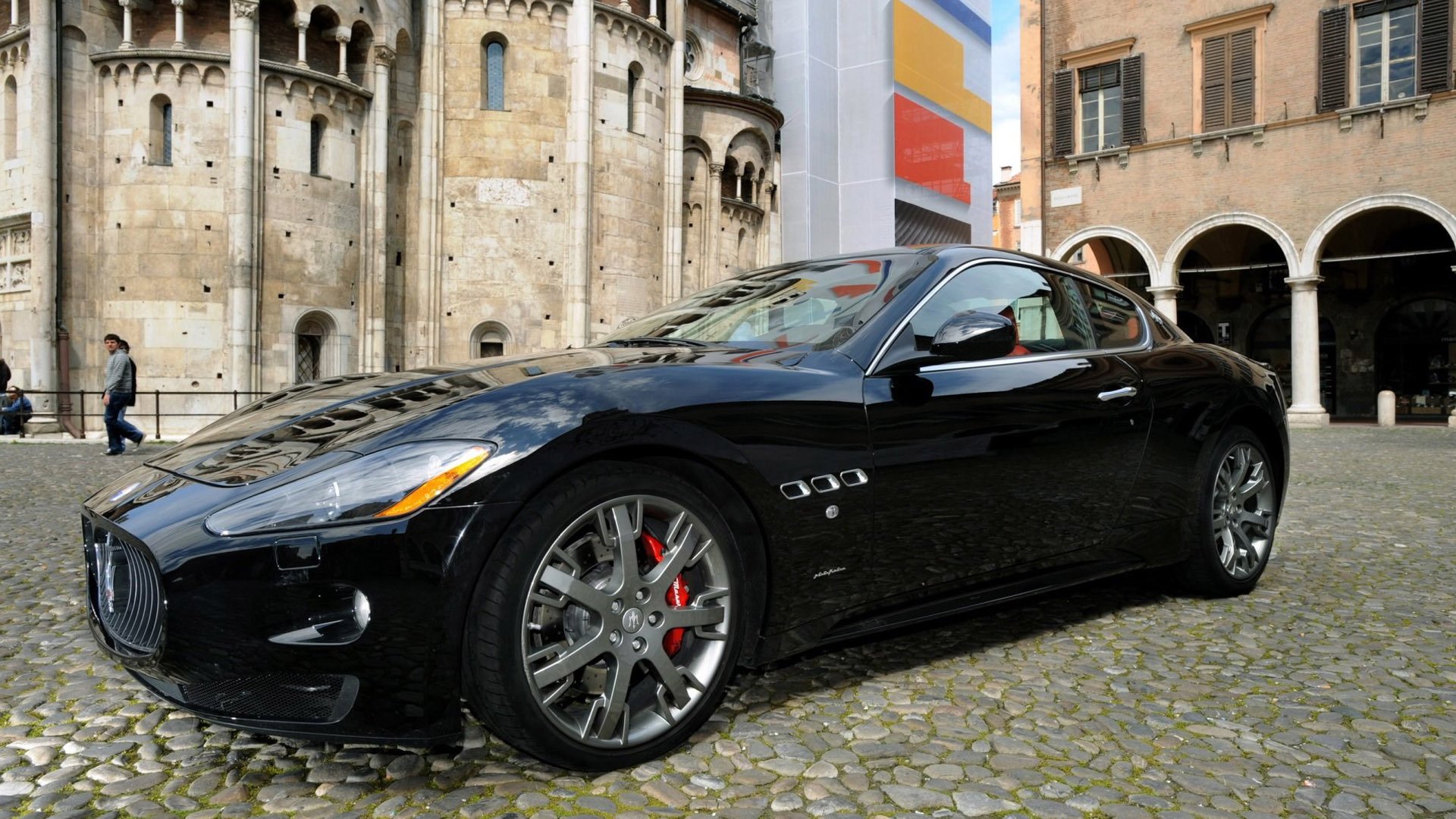 玛莎拉蒂,黑色跑车