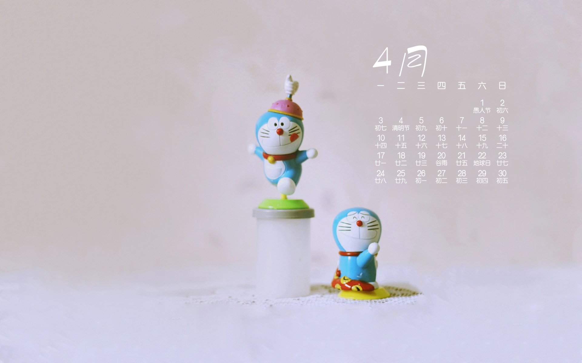 2017年4月,机器猫玩偶